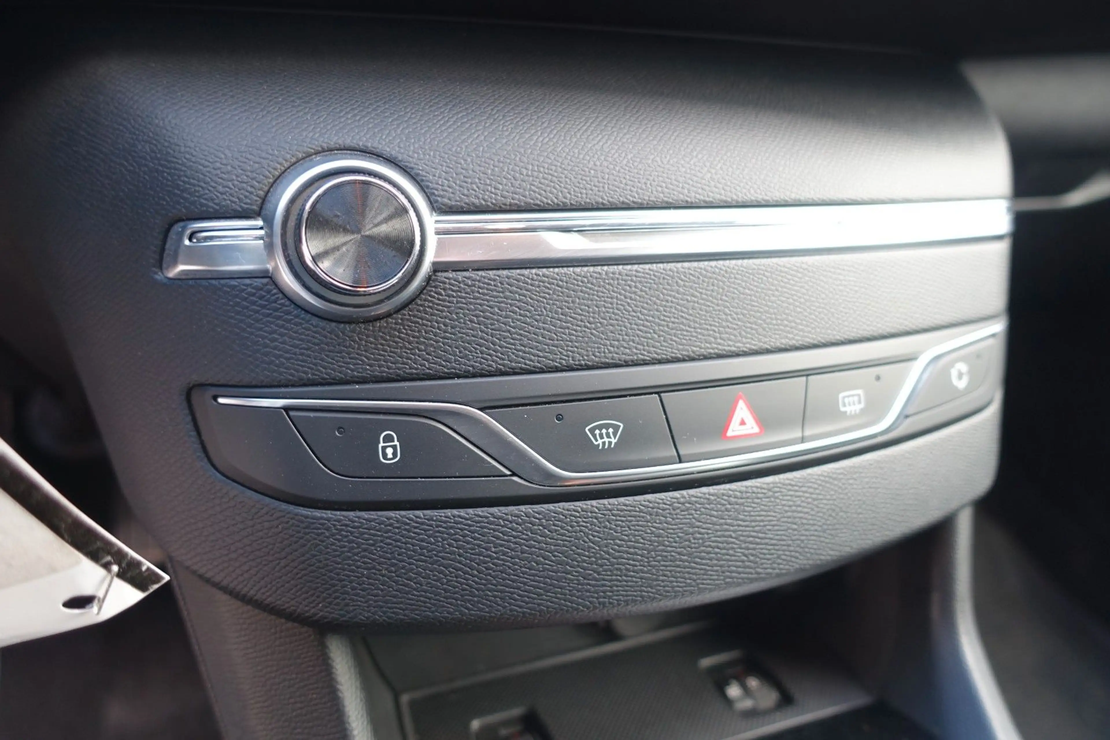 Peugeot 308 Style PureTech 130 STOP & START*SHZ*PDC*TEMP — photo 12