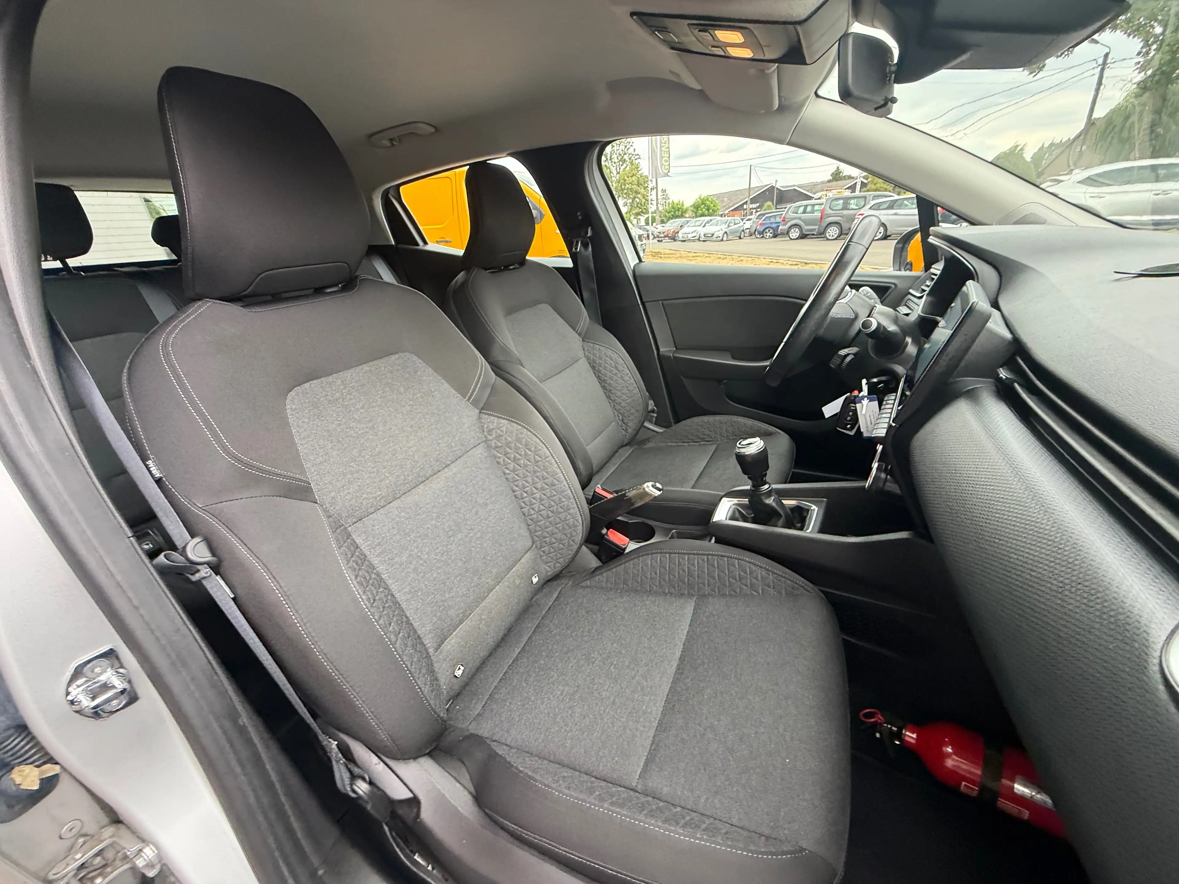 Renault Clio Clio 1.0TCe CRUISE,RADIO,CLIM,RADARS… — photo 7