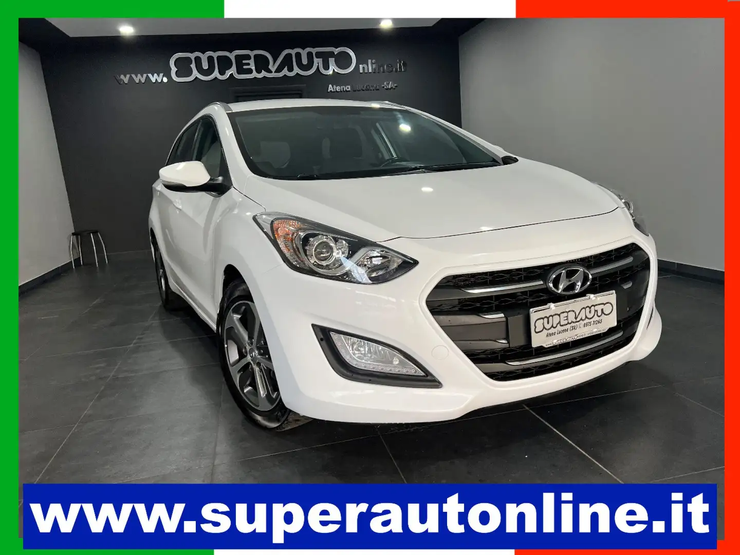 Hyundai i30 Wagon 1.6 CRDi Comfort Bianco - 1