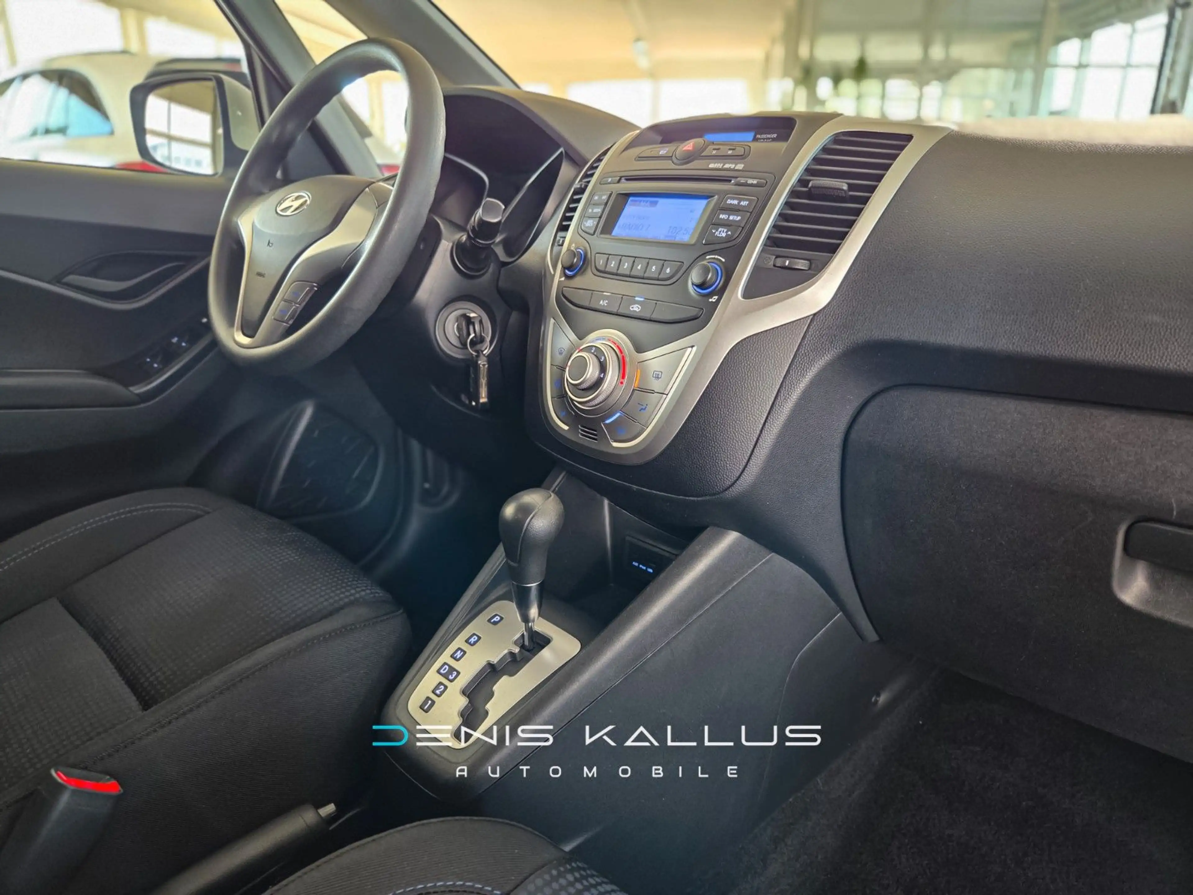 Hyundai iX20 1.6 — photo 12