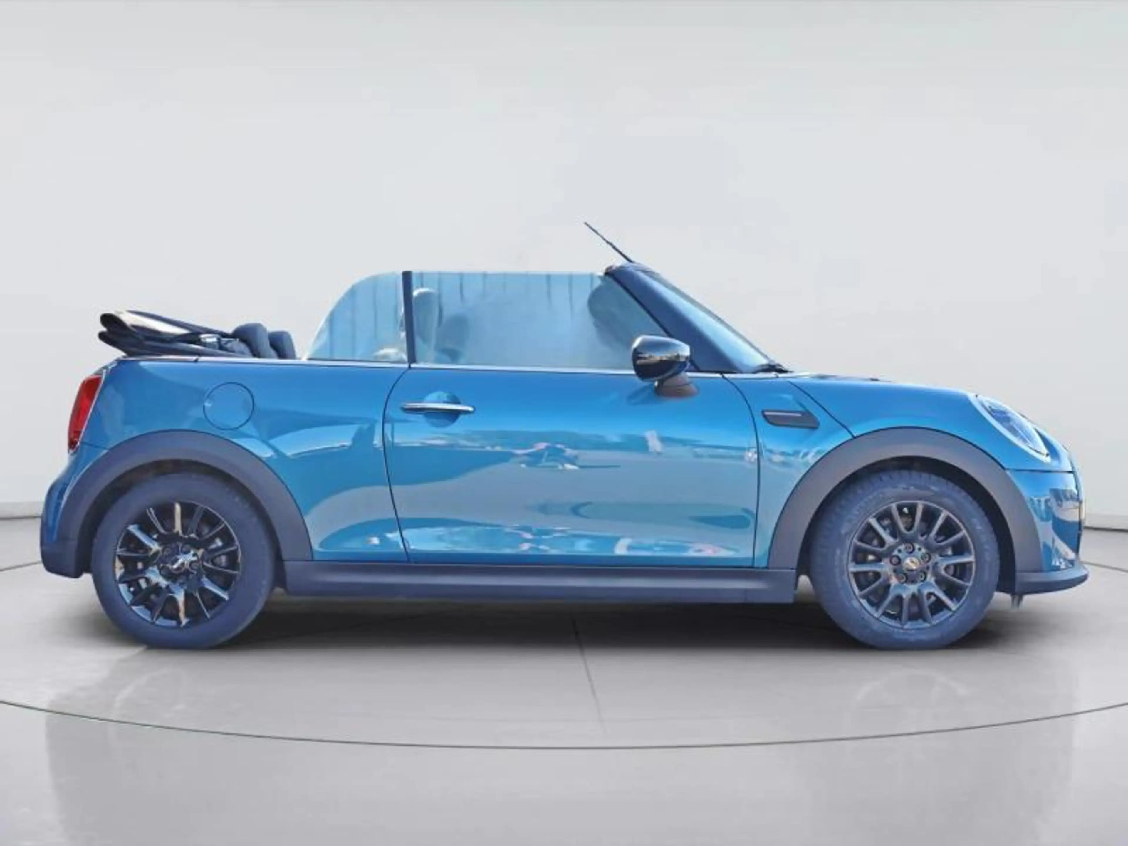 MINI Cooper Cabrio — photo 3
