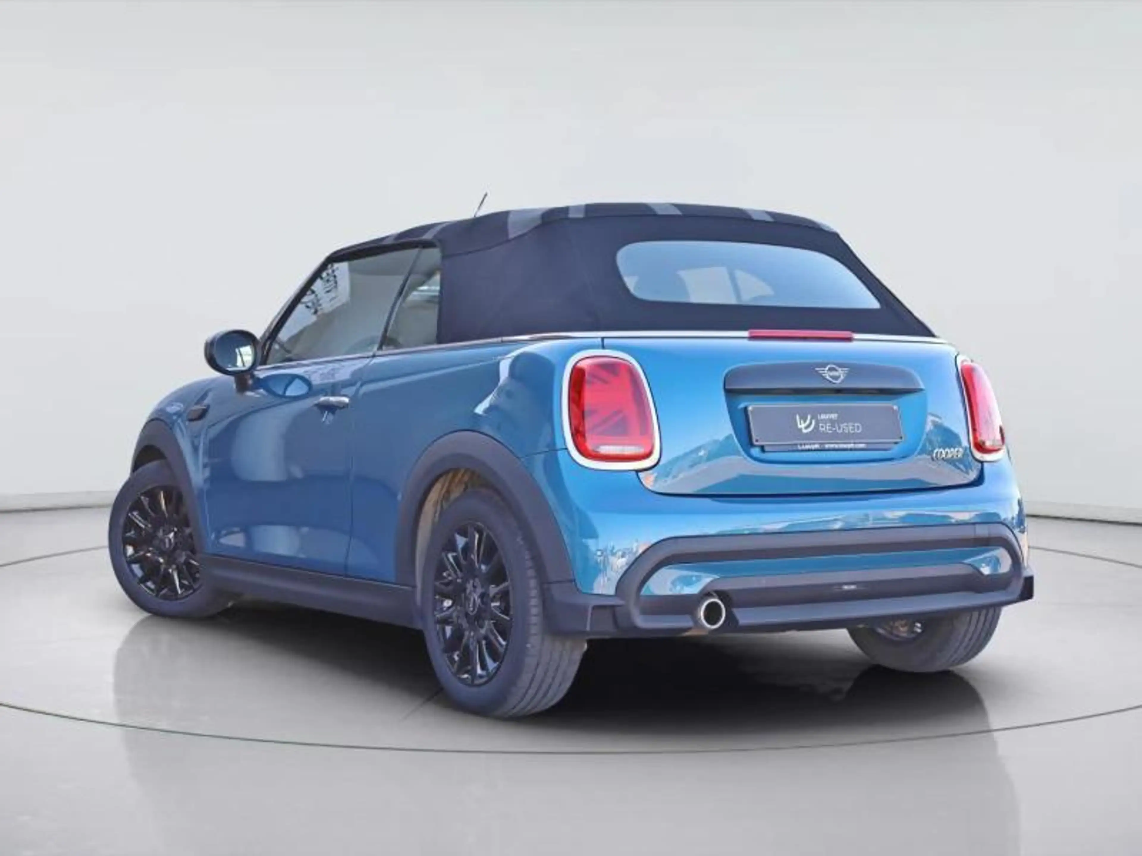 MINI Cooper Cabrio — photo 10