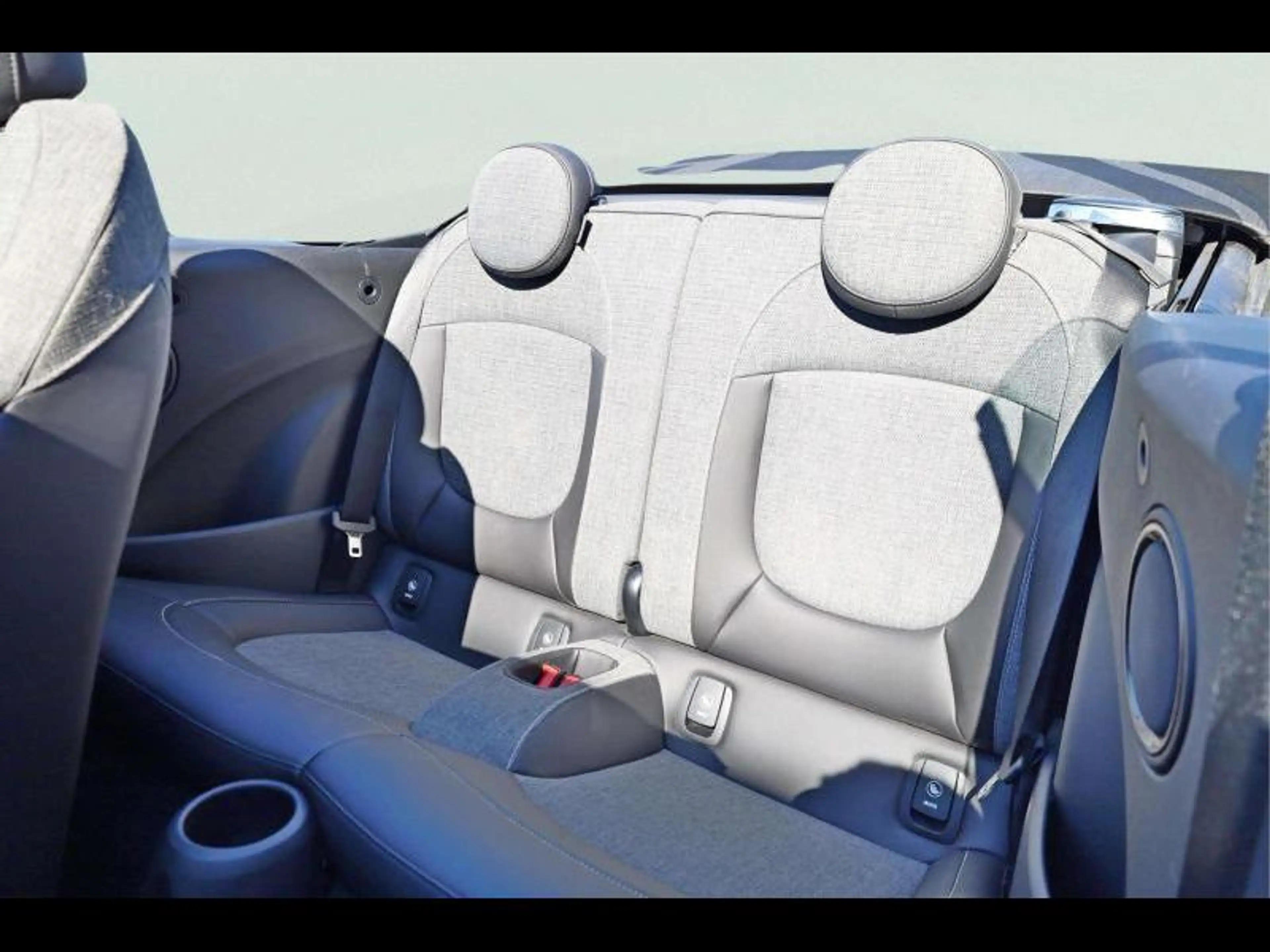MINI Cooper Cabrio — photo 14