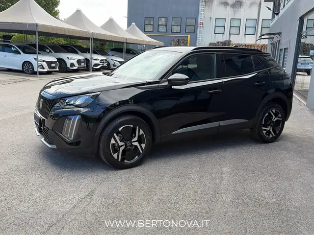Peugeot 2008 view 7