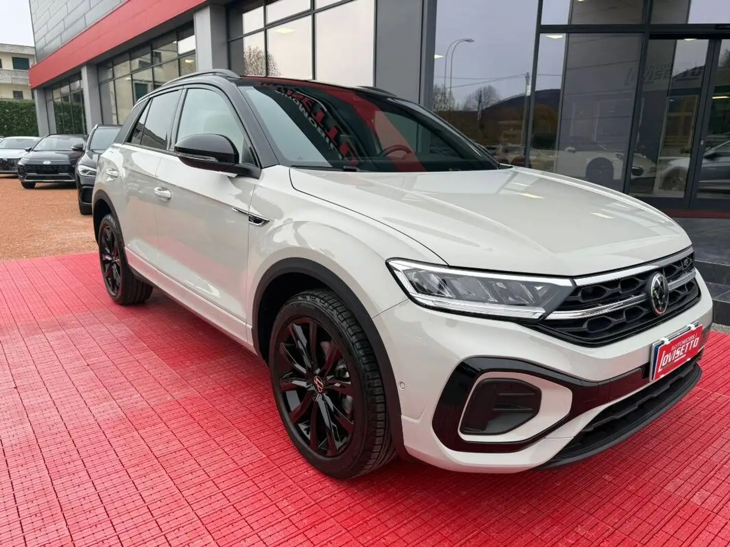 Volkswagen T-Roc 1.0 tsi R-Line 110cv Beige - 2