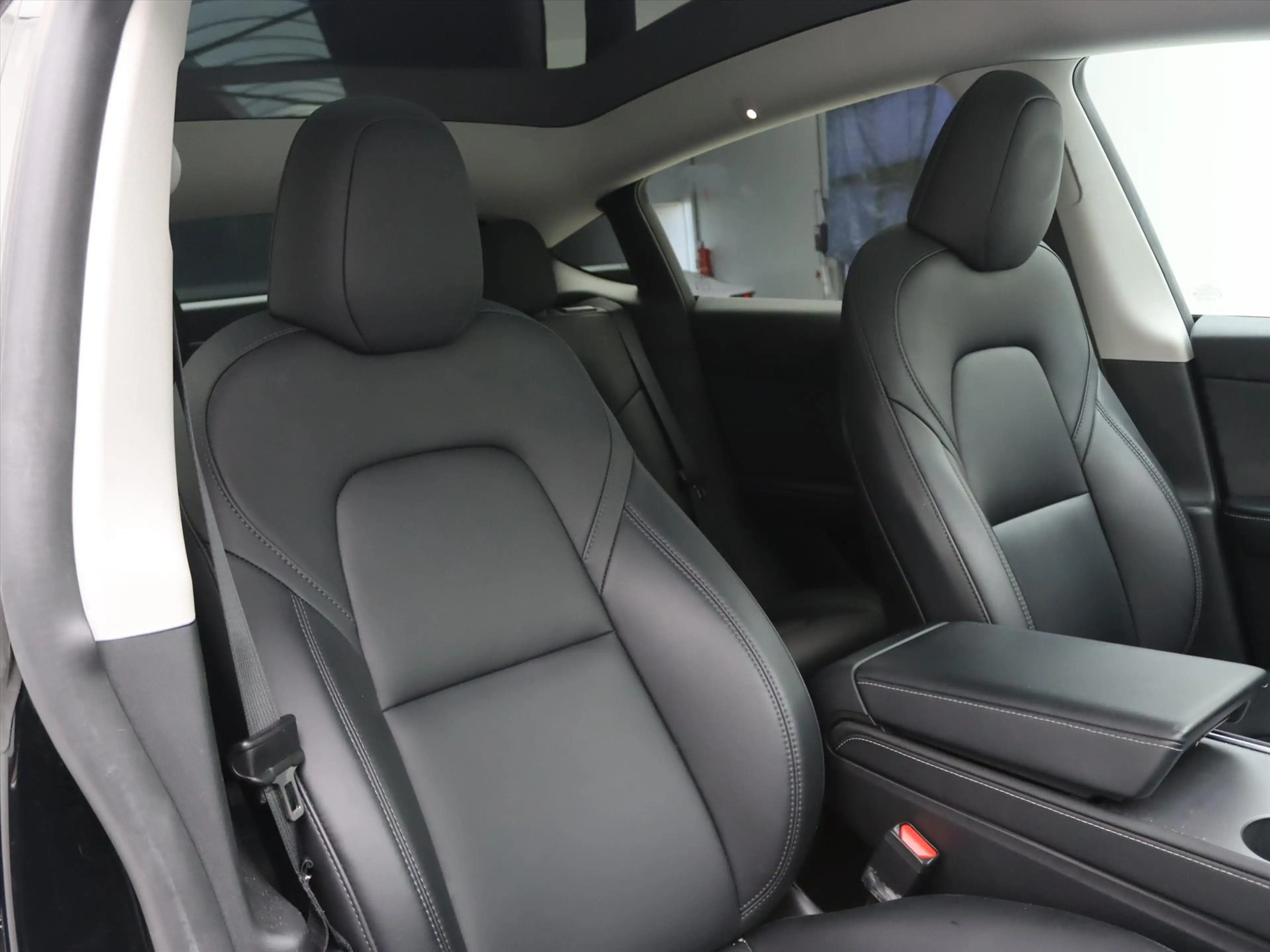 Tesla Model Y Standard RWD Plus [ AMD RYZEN+AUTOPILOT+19 INCH+PR — photo 17