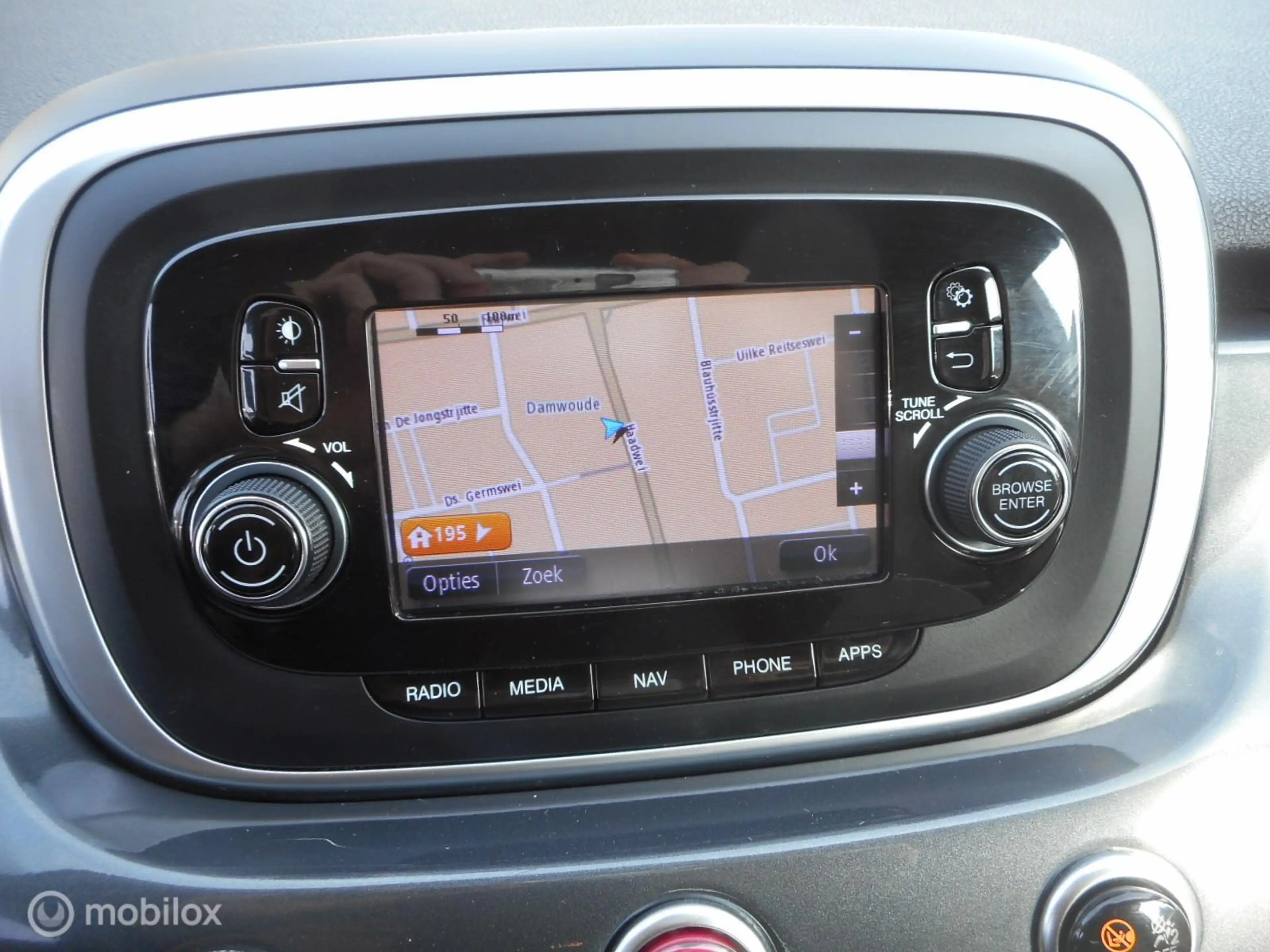 Fiat 500X 1.4 Turbo MultiAir 140 Lounge TREKHAAK+DAKRAILS+LM — photo 2