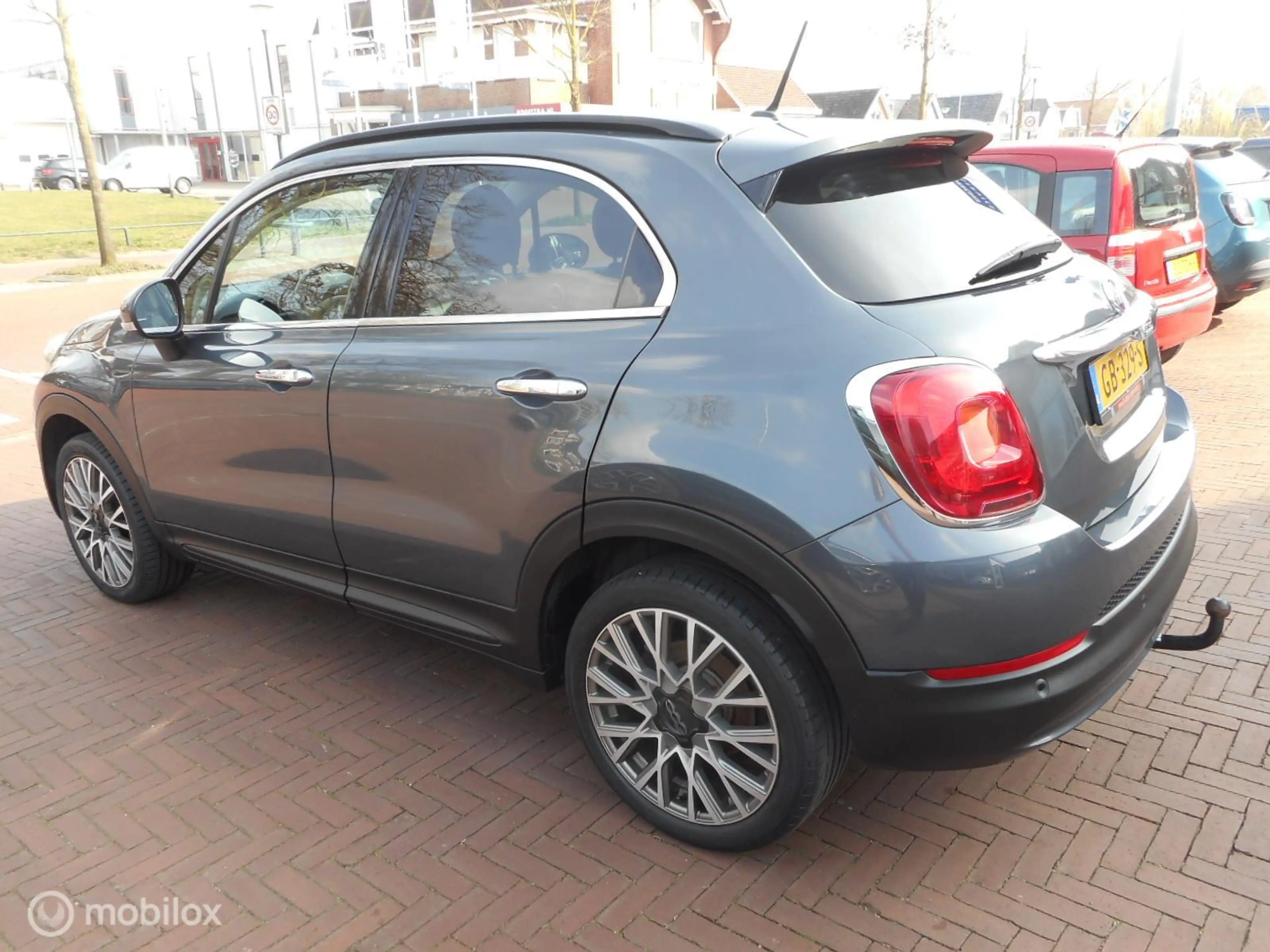 Fiat 500X 1.4 Turbo MultiAir 140 Lounge TREKHAAK+DAKRAILS+LM — photo 5