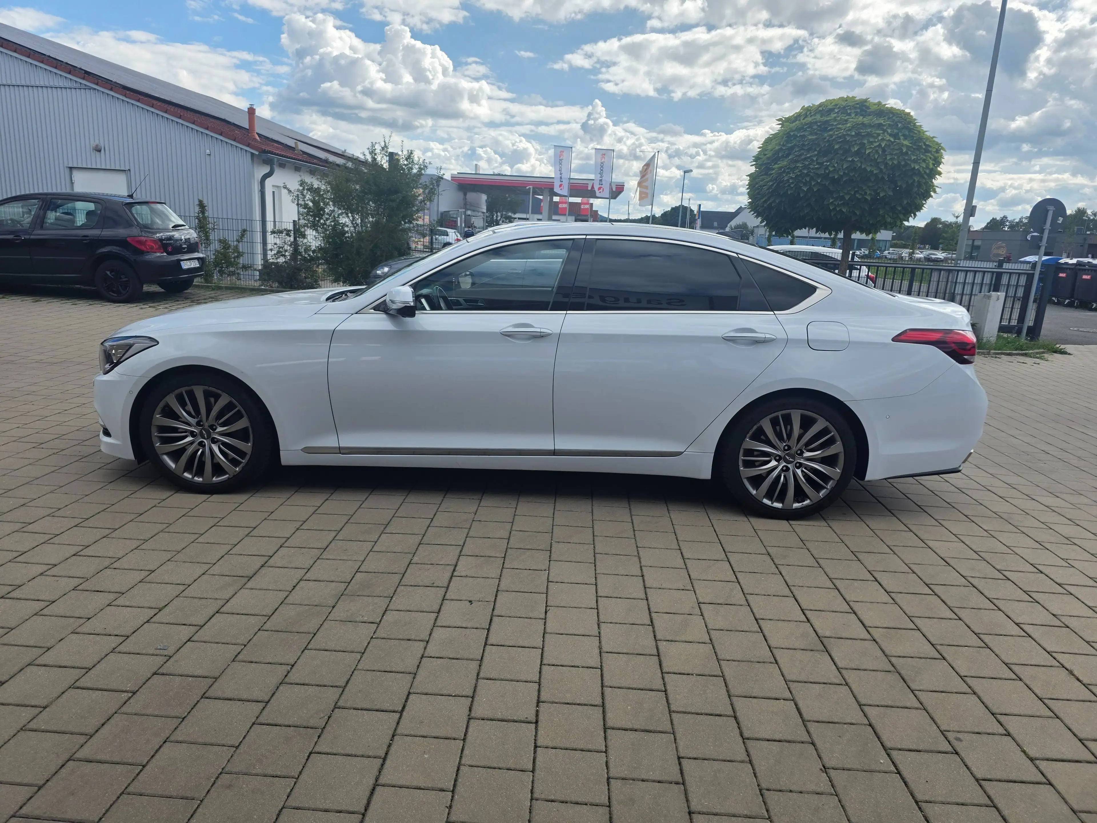 Hyundai Genesis Basis Panorama Hed up 360 Kam voll — photo 5