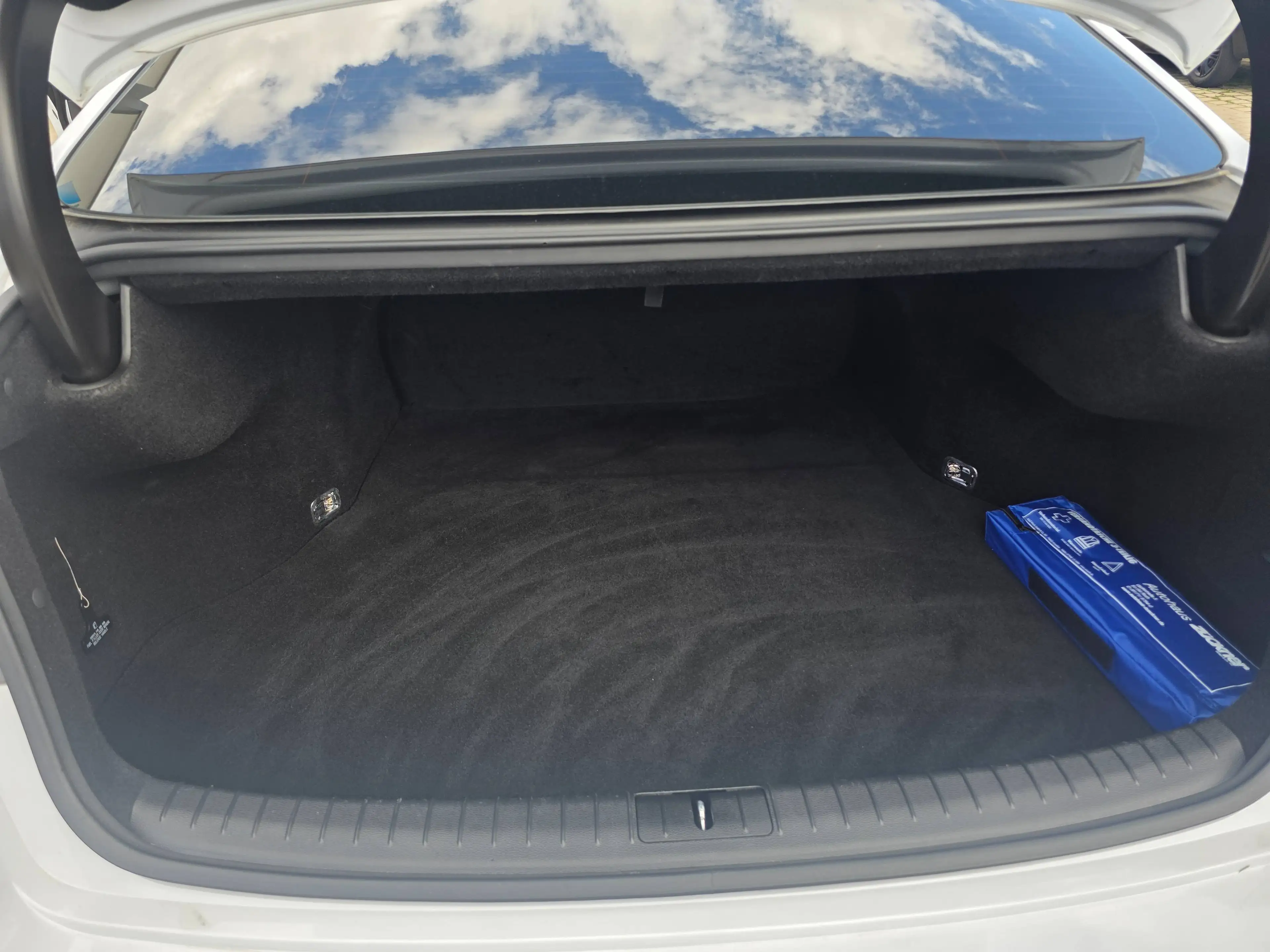 Hyundai Genesis Basis Panorama Hed up 360 Kam voll — photo 22