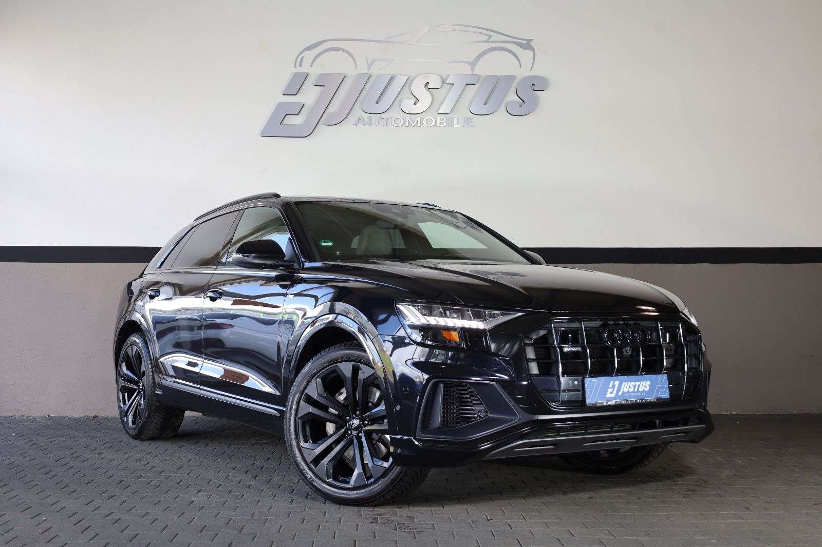 Second hand Audi Q8 
