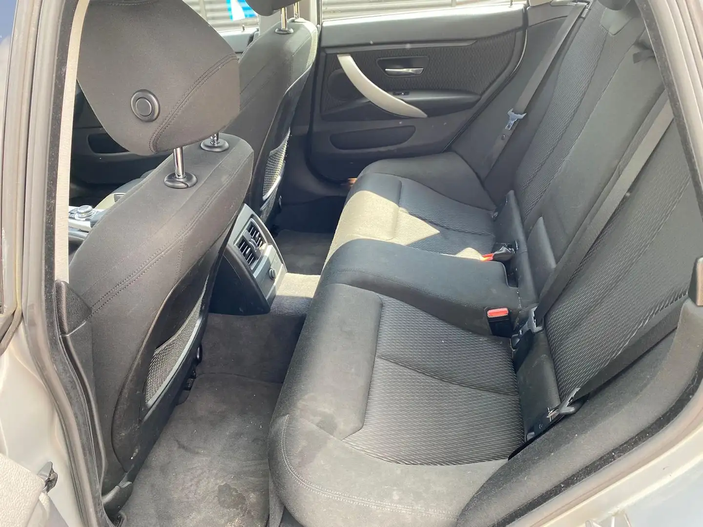 BMW 418 Cent Exec Grijs - 2