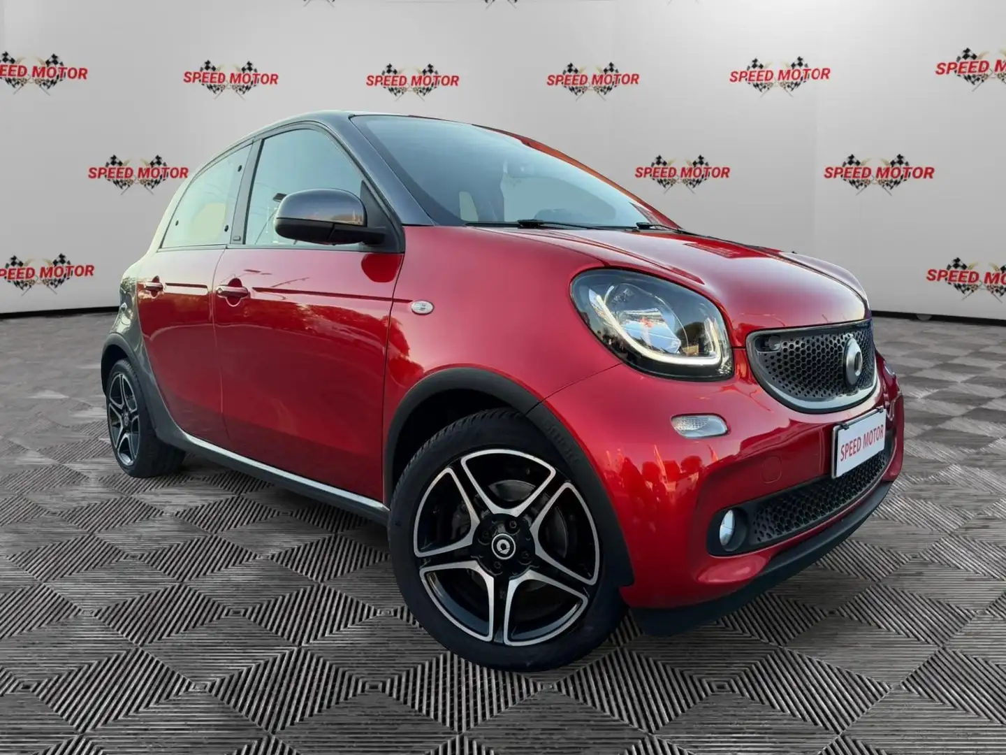 smart forFour forfour 90 Turbo twinamic URBAN PACK, LED, NAVI, Rosso - 1