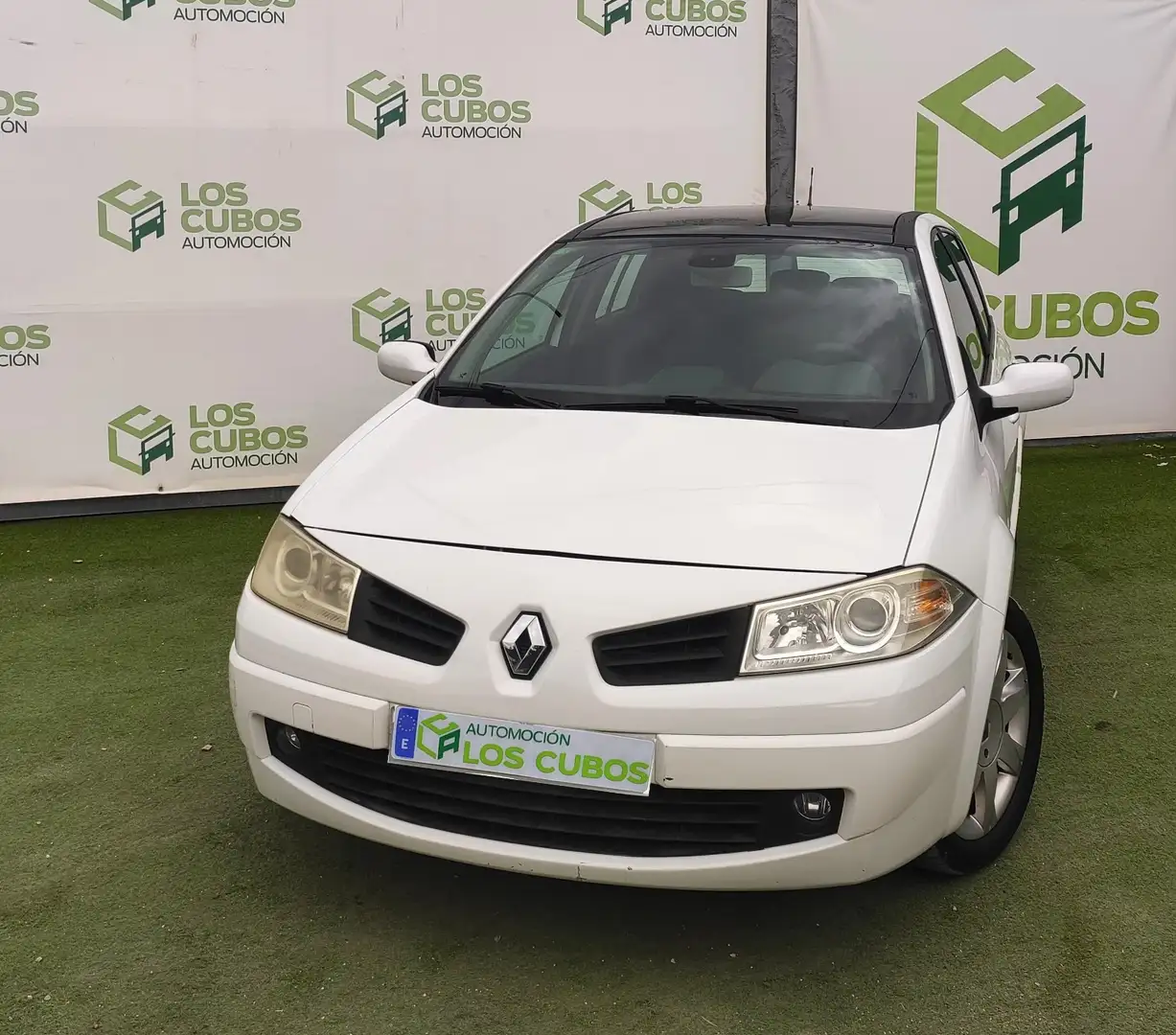 Renault Megane 1.5dCi Dynamique 105 eco2 Blanco - 2