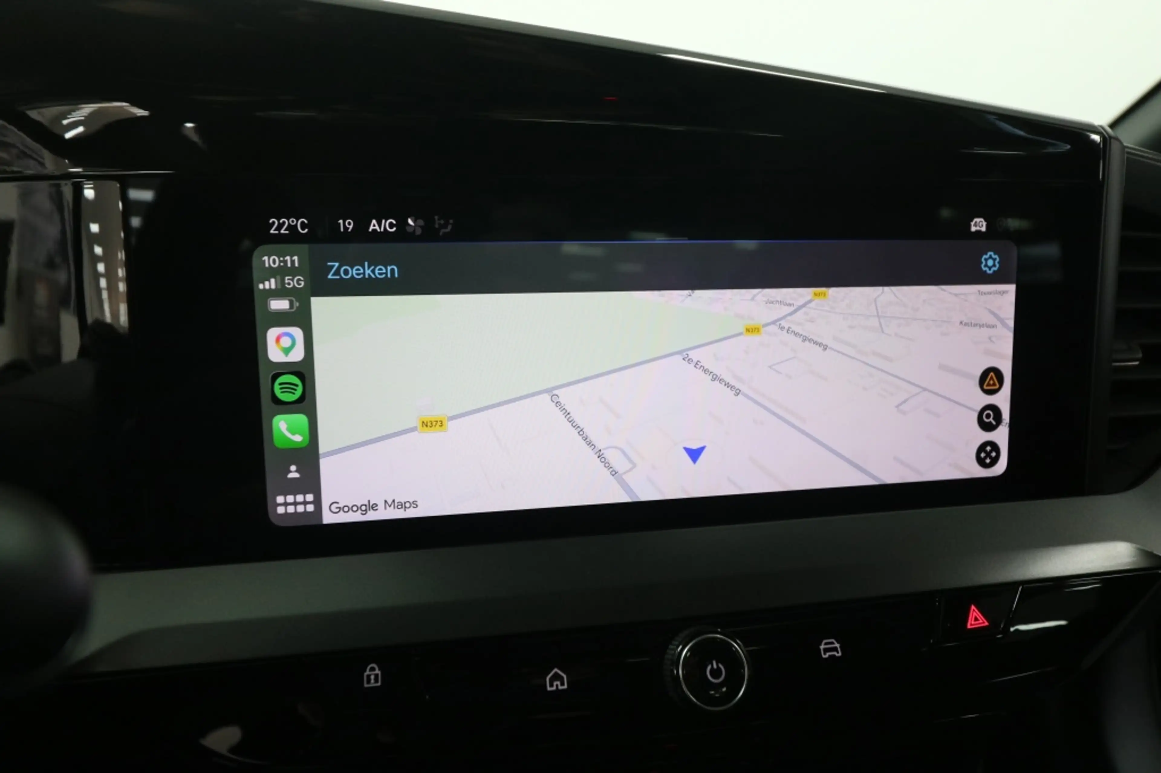 Opel Mokka-E Electric GS 54 kWh — photo 8