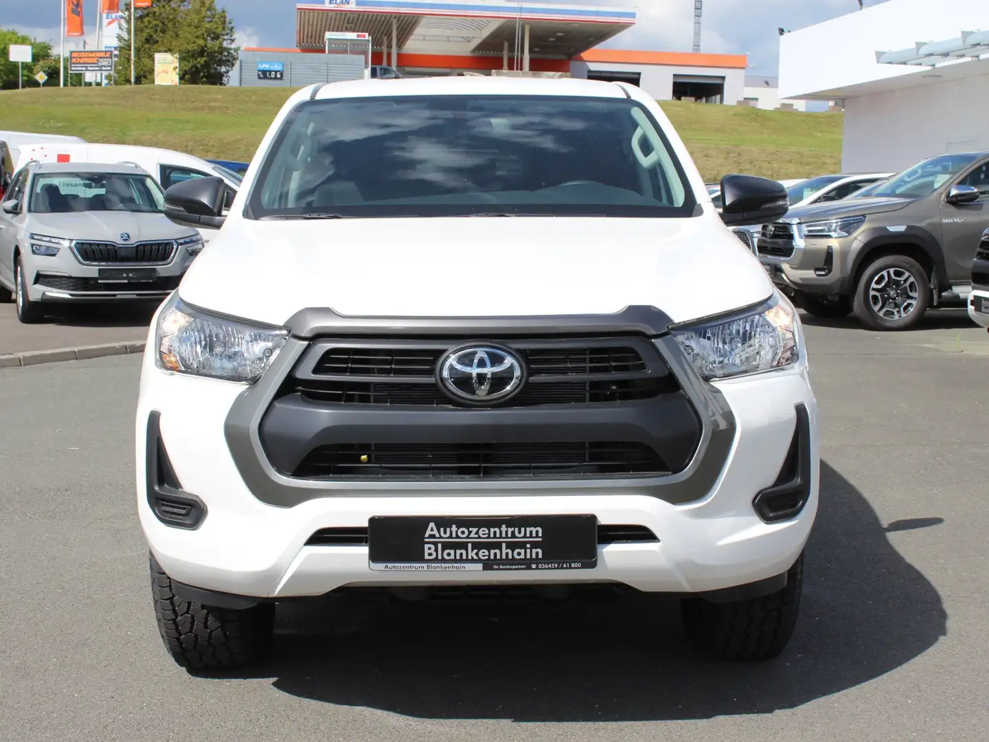 Toyota Hilux 2,8 D-4D Double Cab 4x4 ACC*SHZ*Kamera* Білий - 2