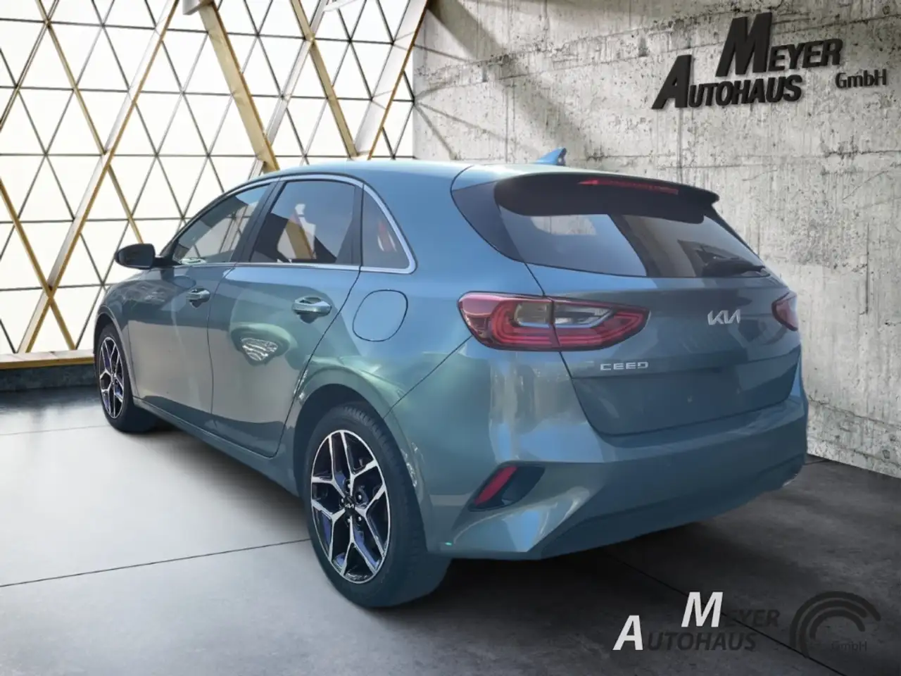 Kia Ceed / cee'd 1.5 T-GDI 48V 140 PS DCT Ultimate Edition 7