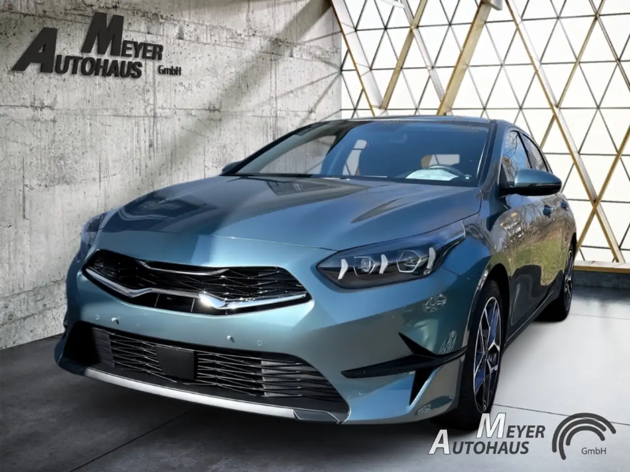 Kia Ceed / cee'd 1.5 T-GDI 48V 140 PS DCT Ultimate Edition