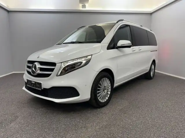 Mercedes-Benz V 220 220d Largo