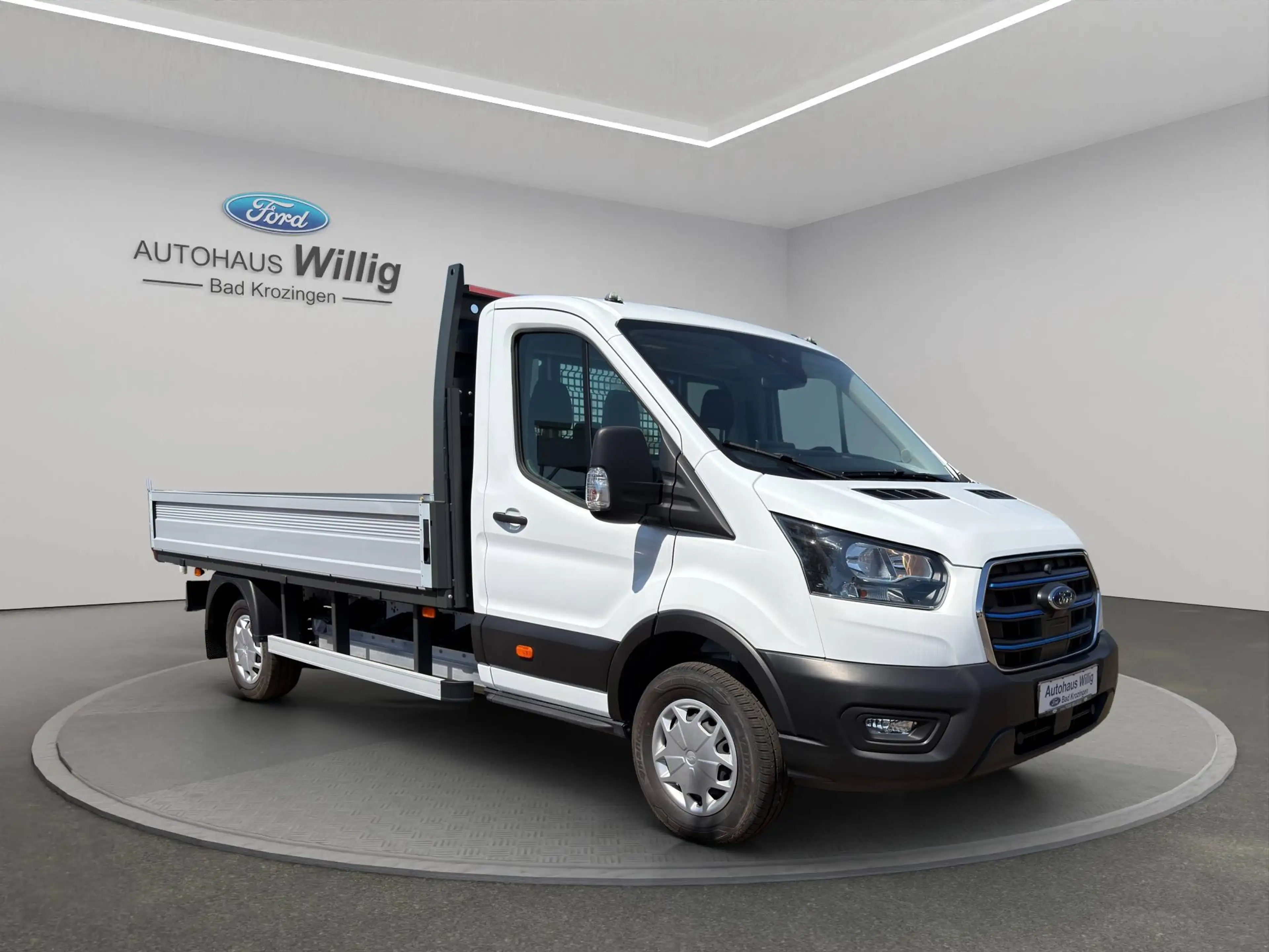 Ford E-Transit 390 L3 Trend Heckantrieb Pritsche — photo 3