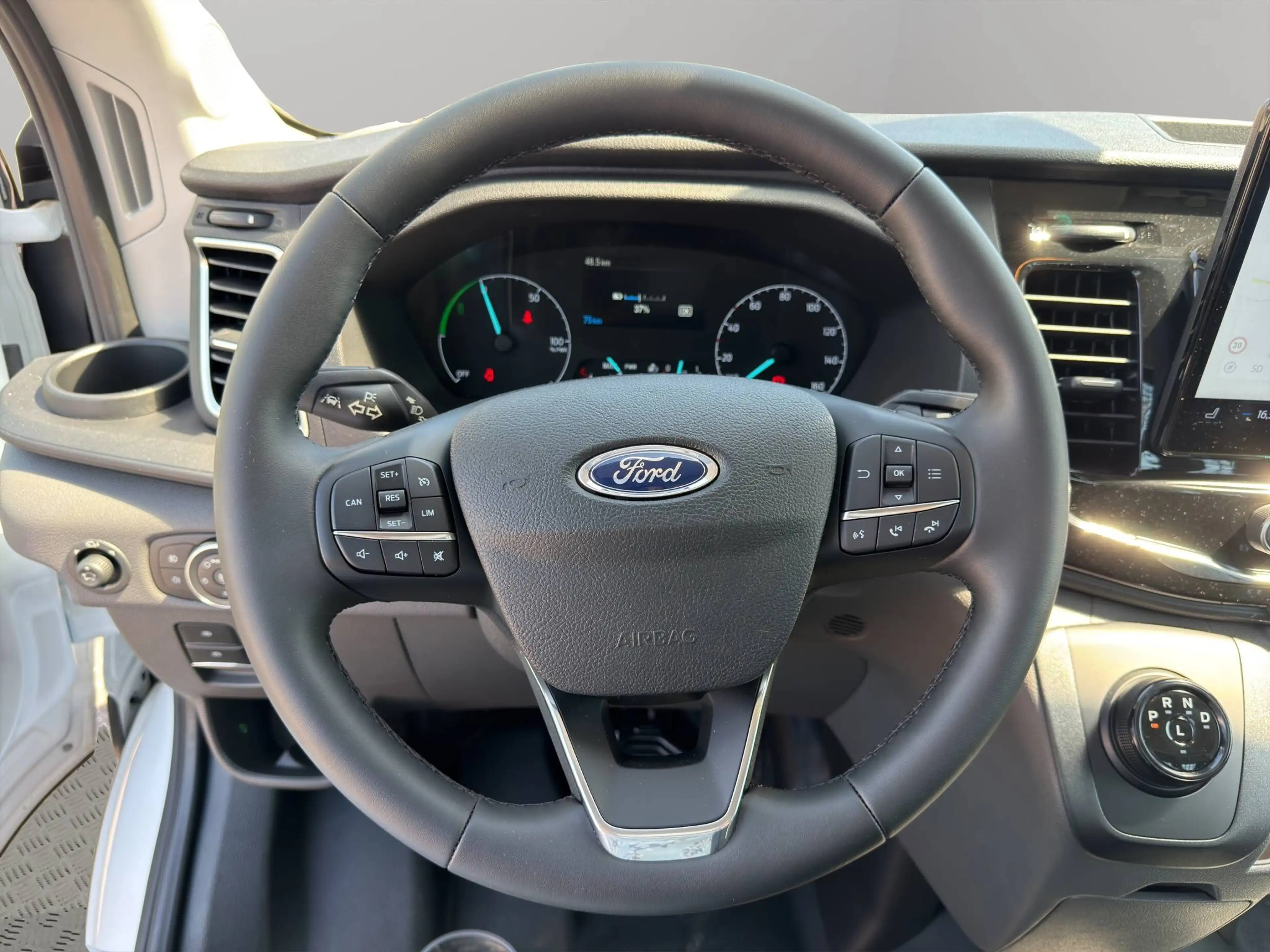 Ford E-Transit 390 L3 Trend Heckantrieb Pritsche — photo 10