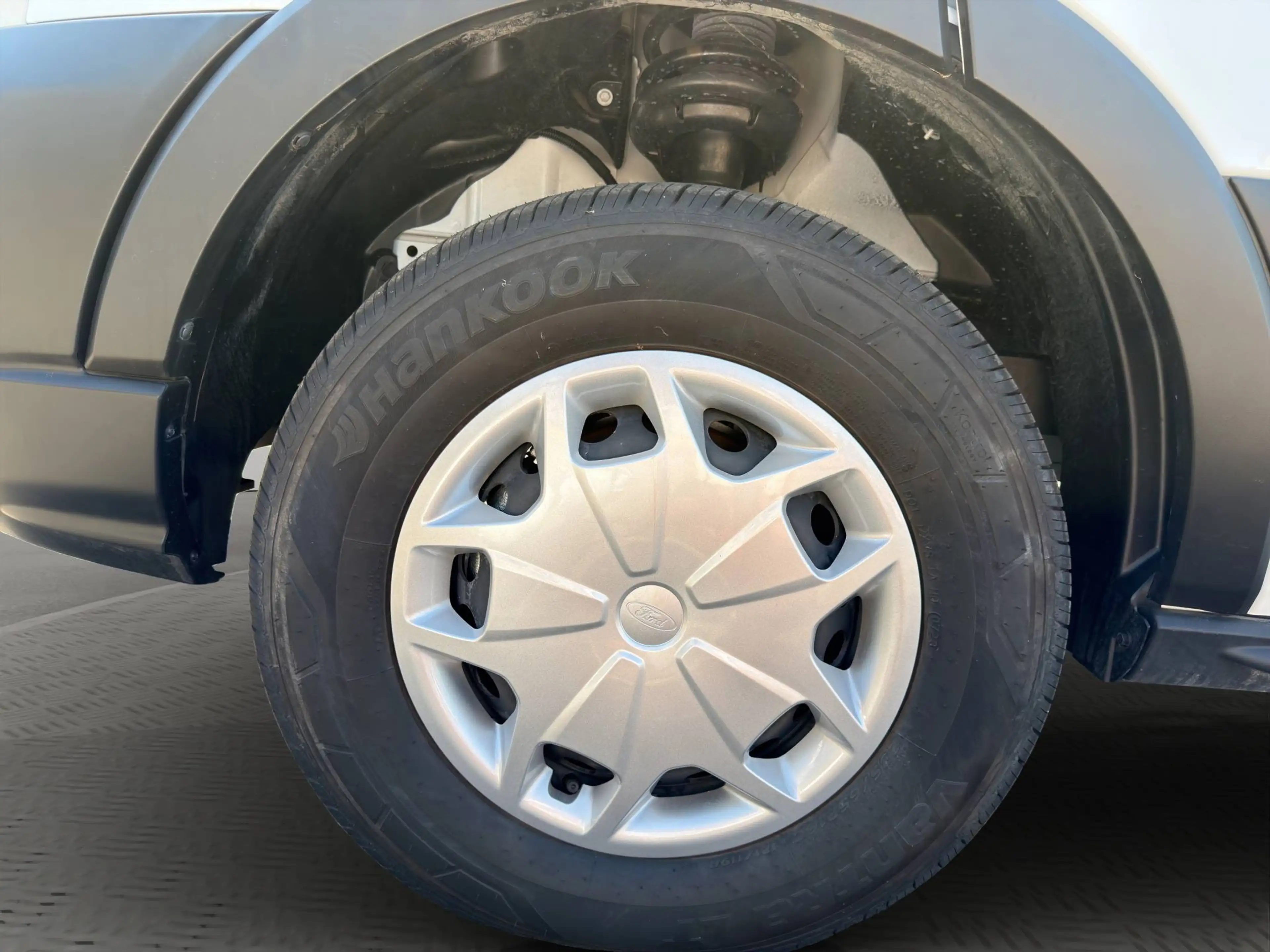 Ford E-Transit 390 L3 Trend Heckantrieb Pritsche — photo 8