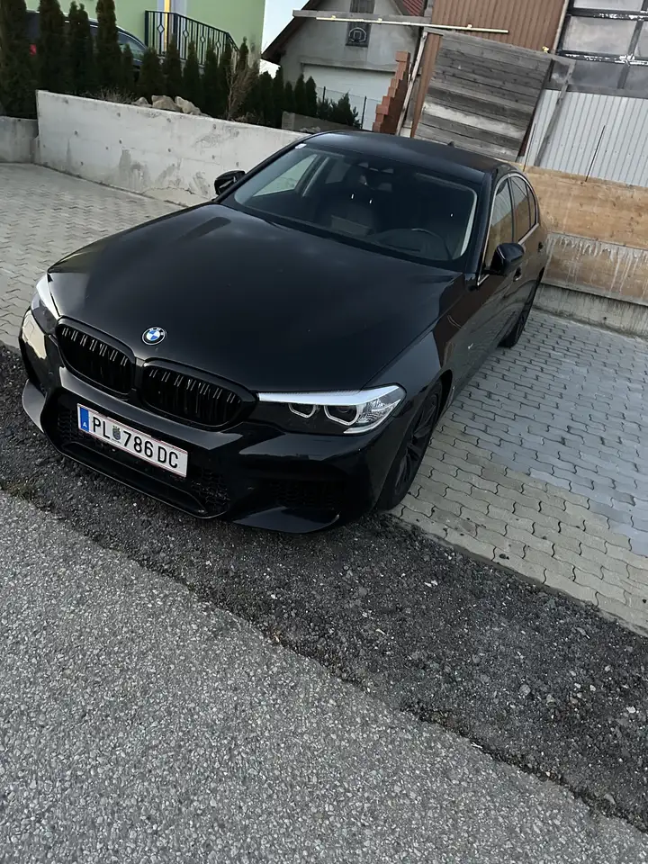 BMW 530