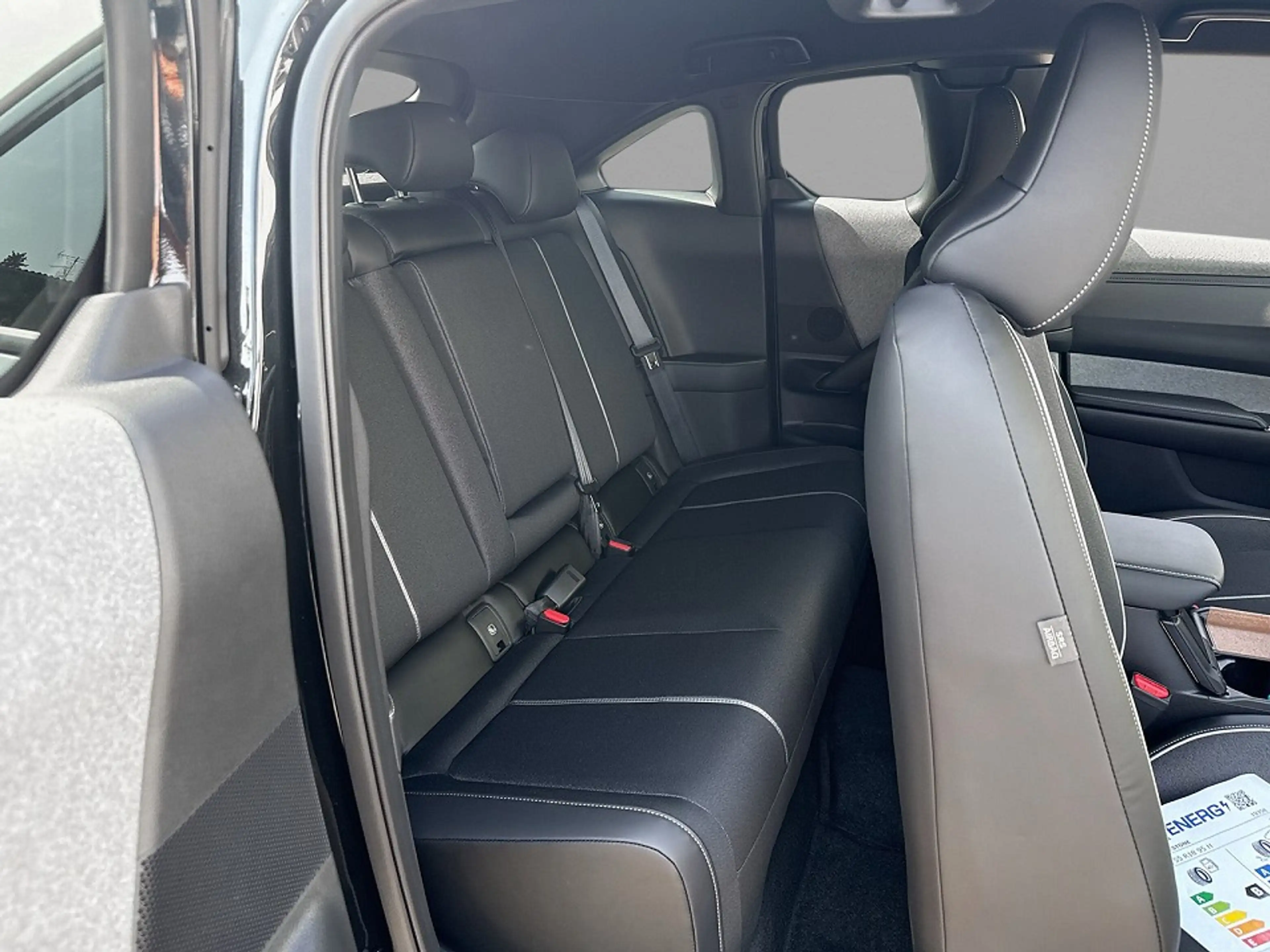 Mazda MX-30 e-SKYACTIV R-EV 170ps AT Exclusive-Line — photo 4