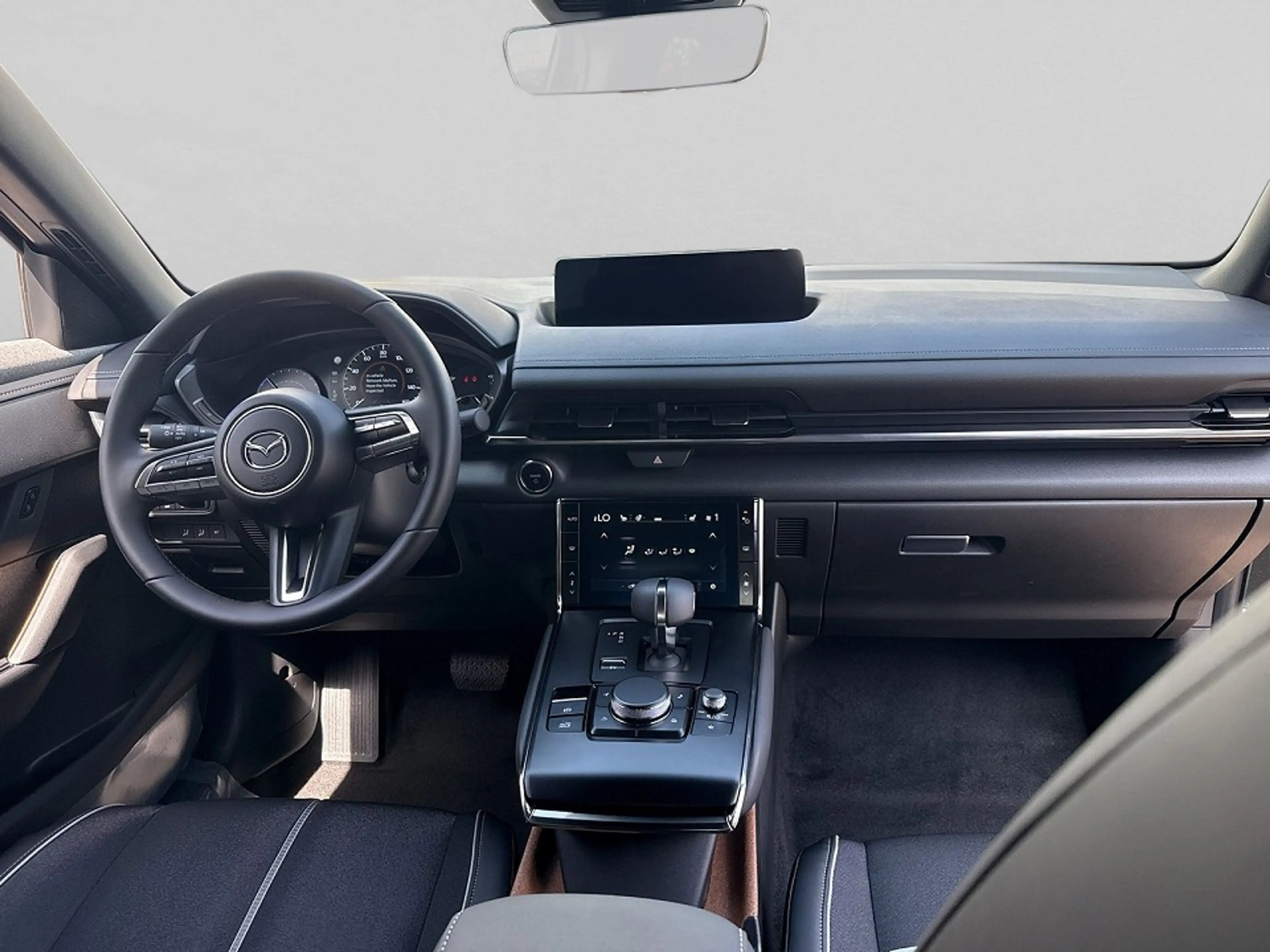 Mazda MX-30 e-SKYACTIV R-EV 170ps AT Exclusive-Line — photo 6