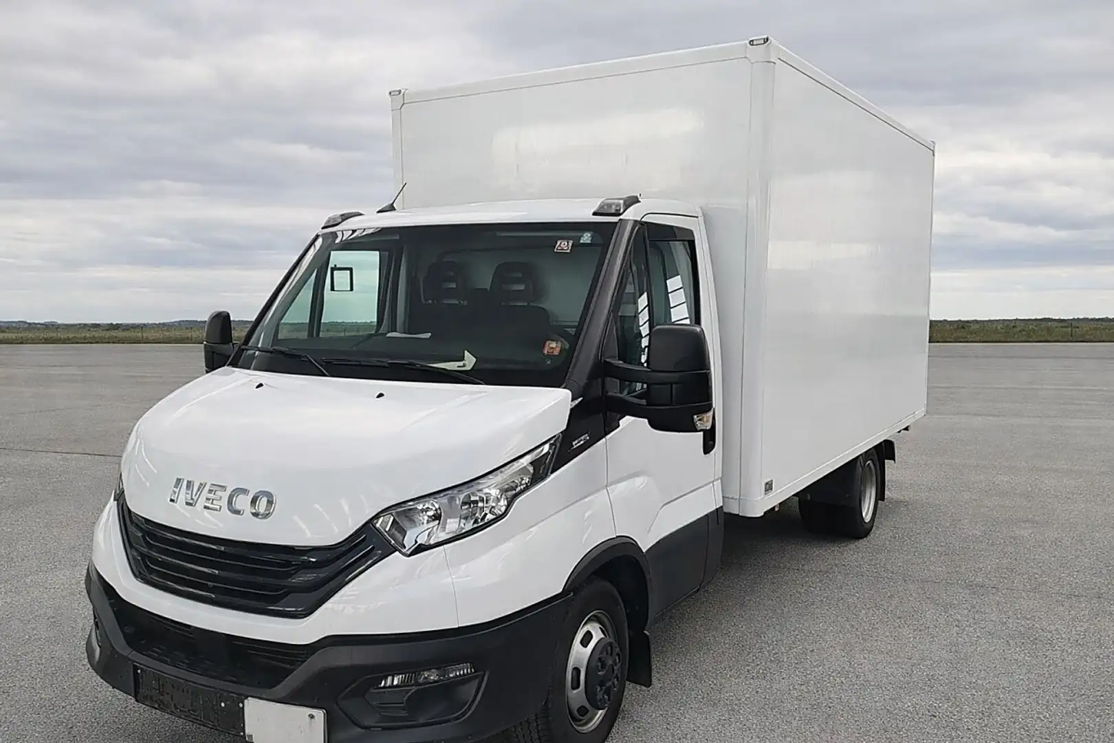 Iveco Daily Iveco Einzelkabine 3750 Kofferaufbau Hebe... Weiß - 1
