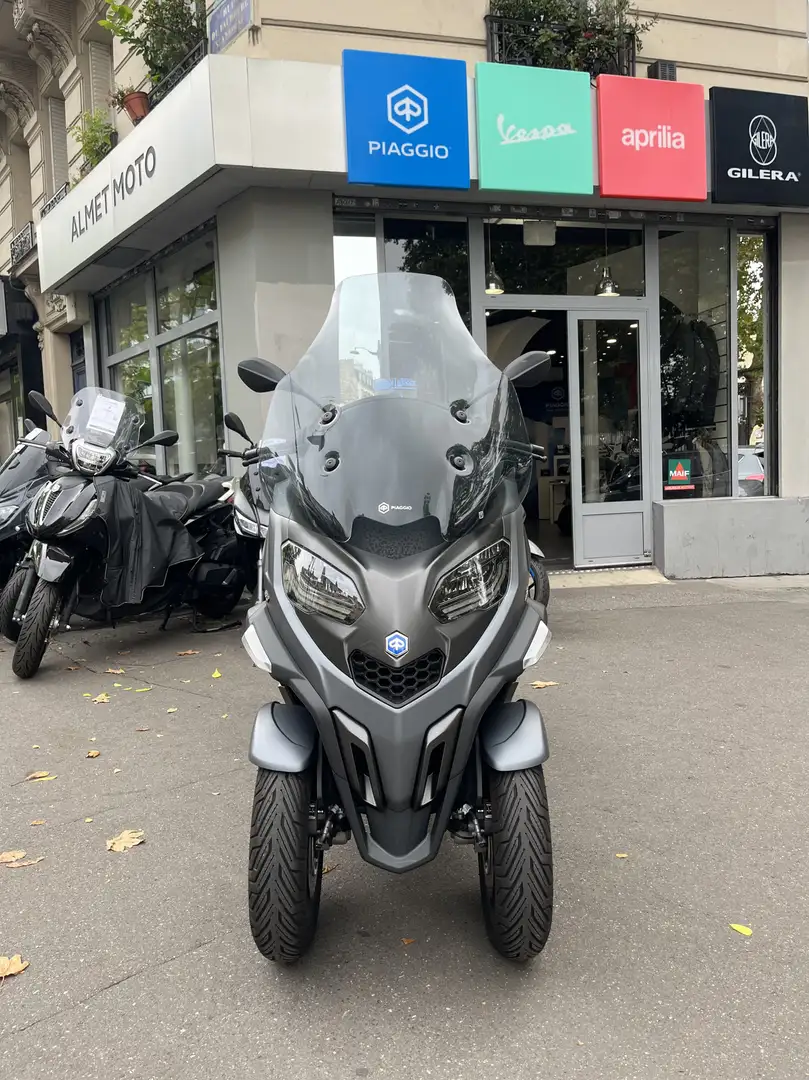 Piaggio MP3 530 Grau - 2