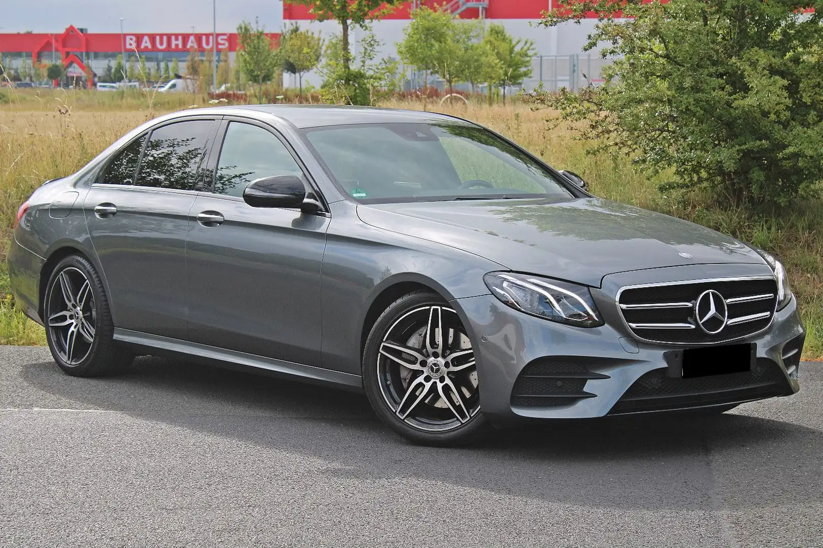 Mercedes-Benz E 220 d *AMG/Night/Widescreen/E53-Optik/19'!/AHK! Gris - 2