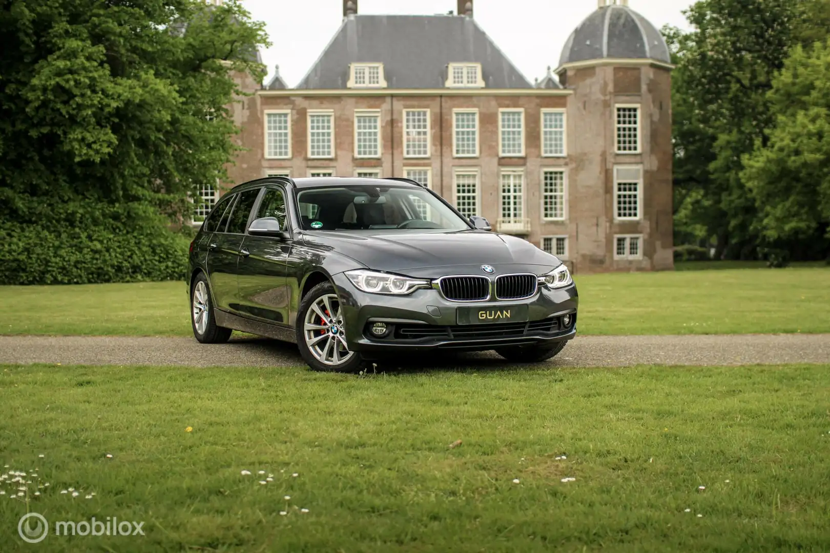 BMW 318 3-serie Touring 318i Corporate Lease Executive | Gris - 2