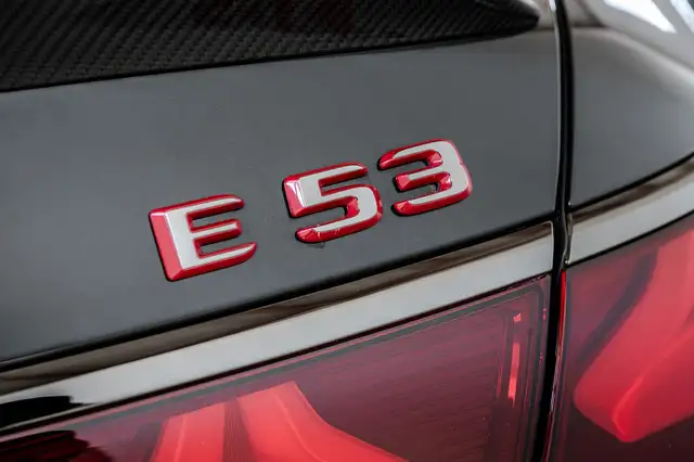 Mercedes-Benz E-Class view 15