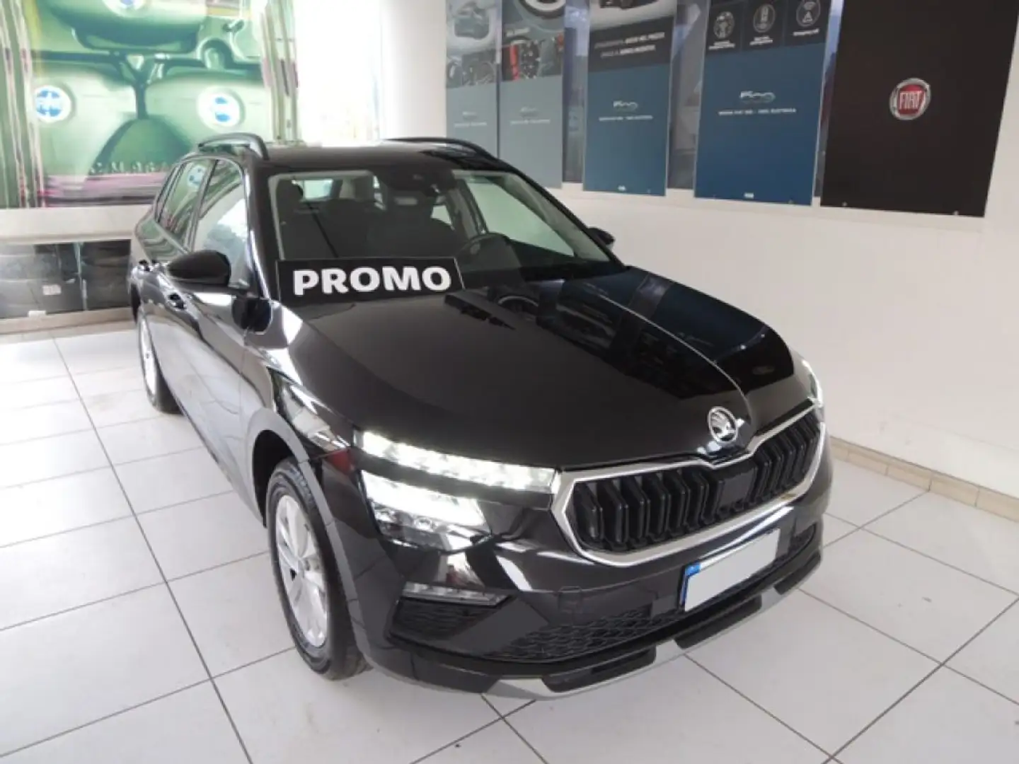 Skoda Kamiq 1.0 TSI Selection Nero - 2