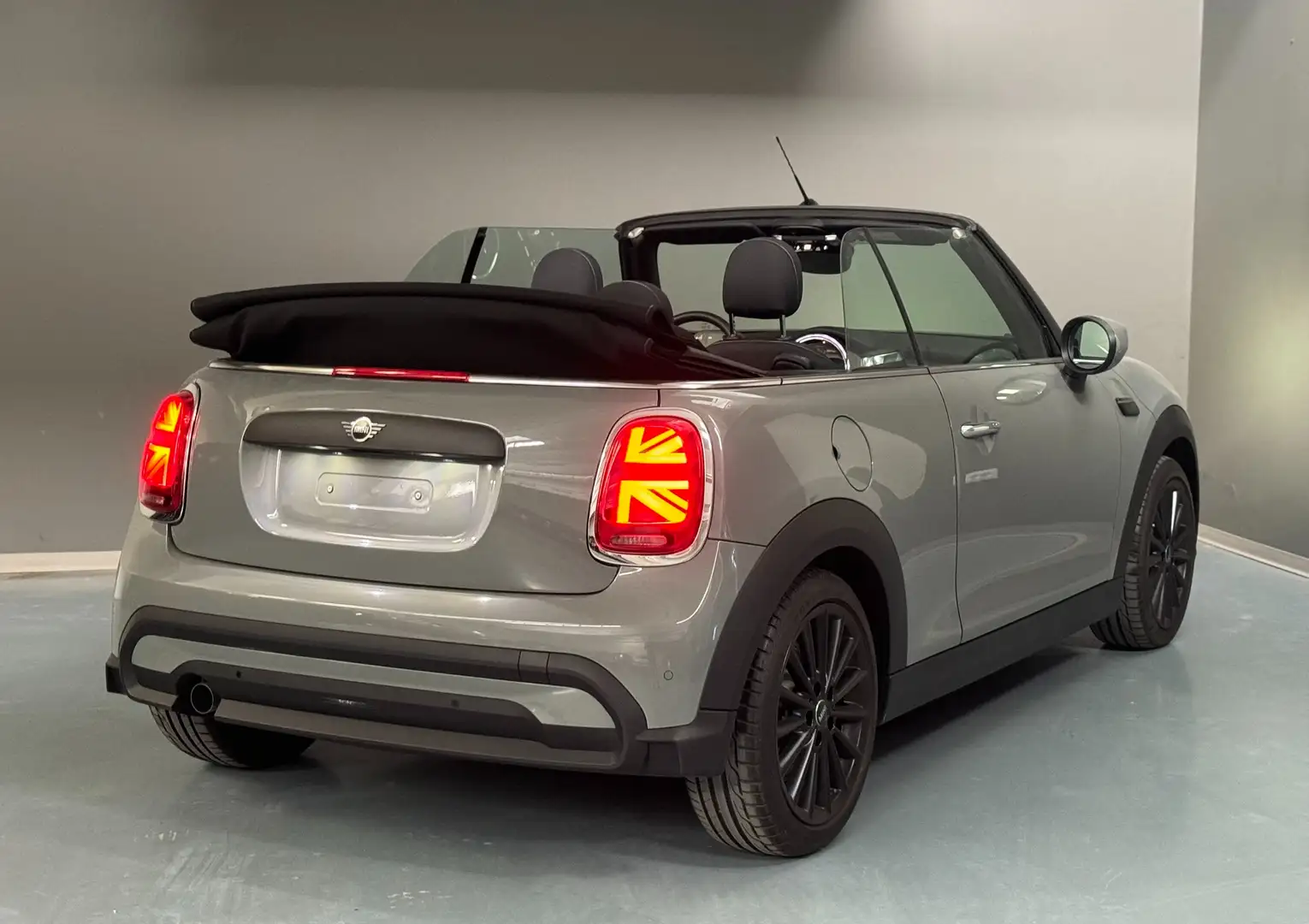 MINI One Cabrio NEOPATENTATI ! AZIENDALE MINI Grigio - 2