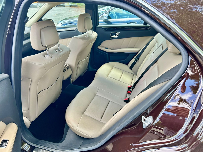Mercedes-Benz E 350 CGI*Avantgarde*Leder*COMAND*Bi-Xenon*SHZ — photo 5