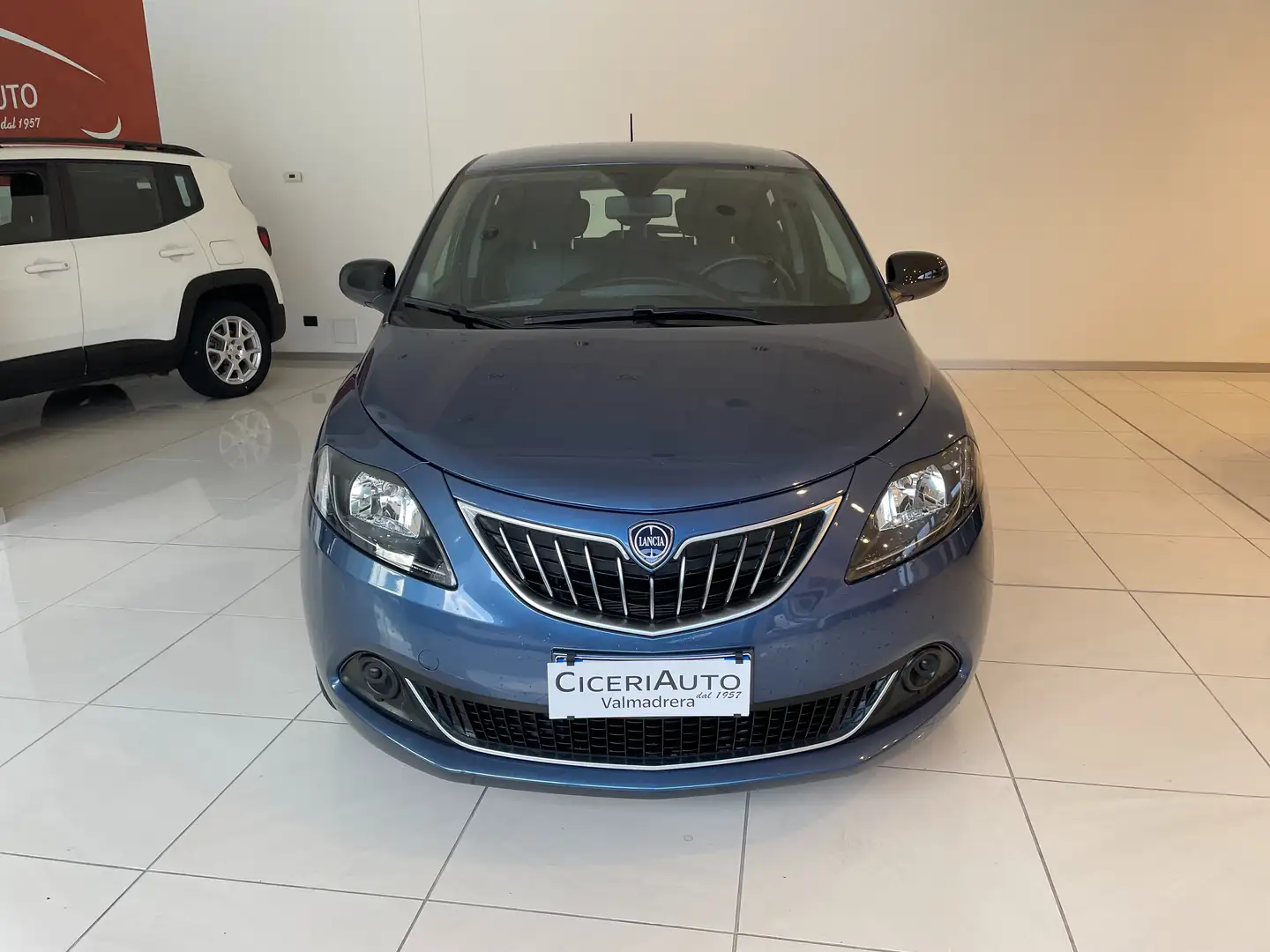 Lancia Ypsilon 1.0 firefly hybrid Silver No vincolo finanziario Blu/Azzurro - 2