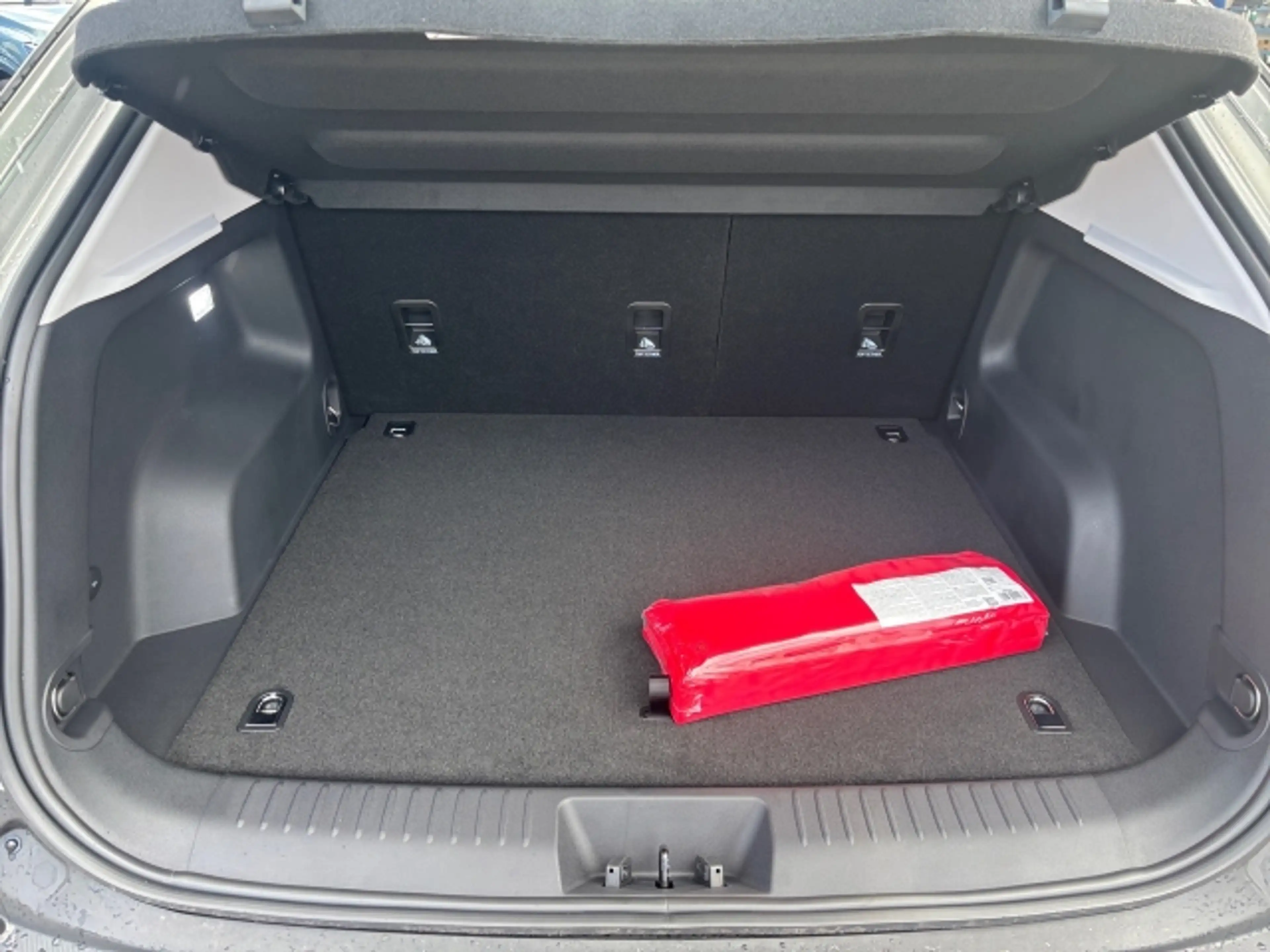 Omoda 5 Omoda 5 Hybrid mit SHS Premium Line — photo 12