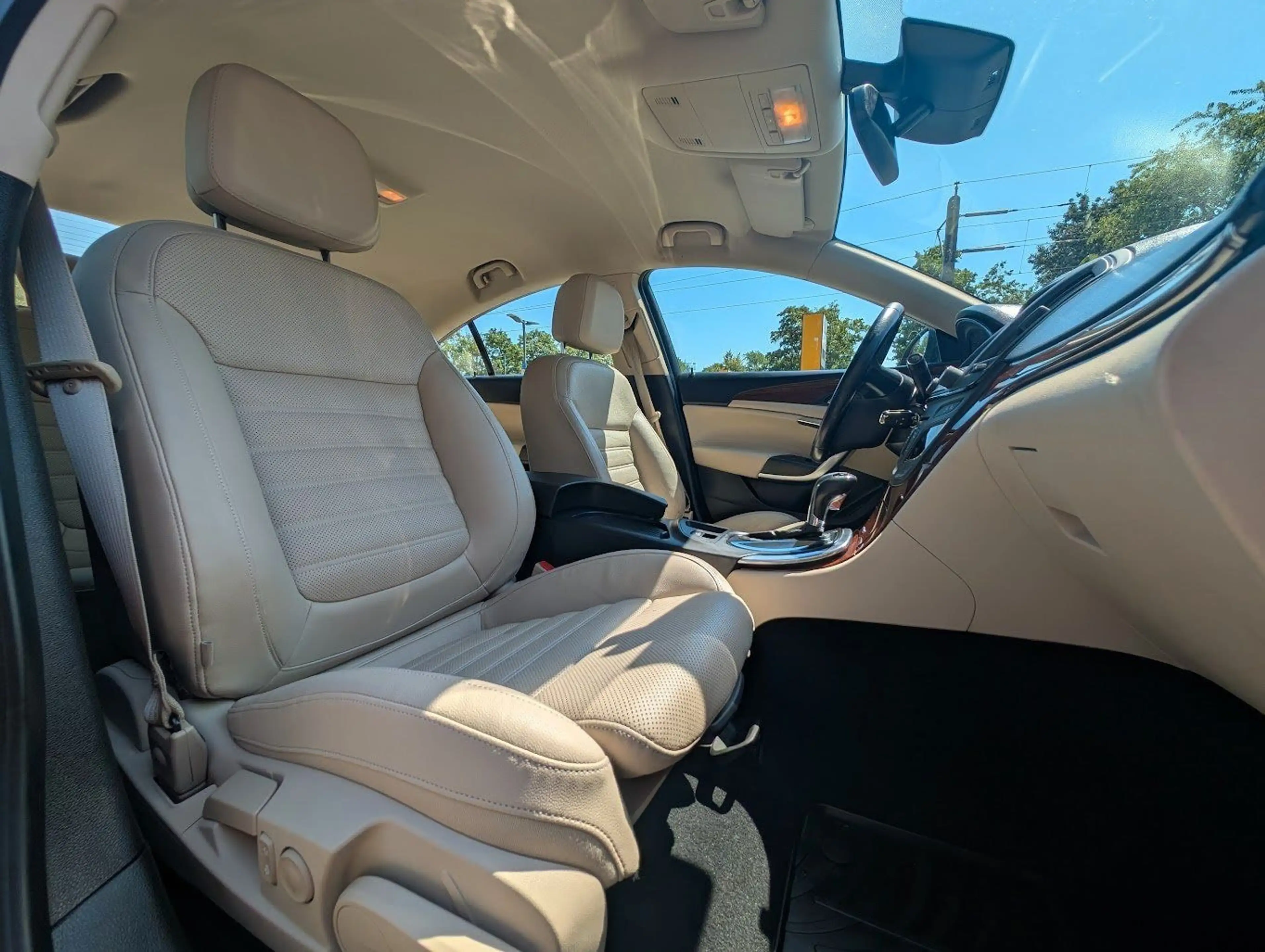 Opel Insignia Insignia Business Edition NAVI. LEDER. SHZ. AUTO — photo 14