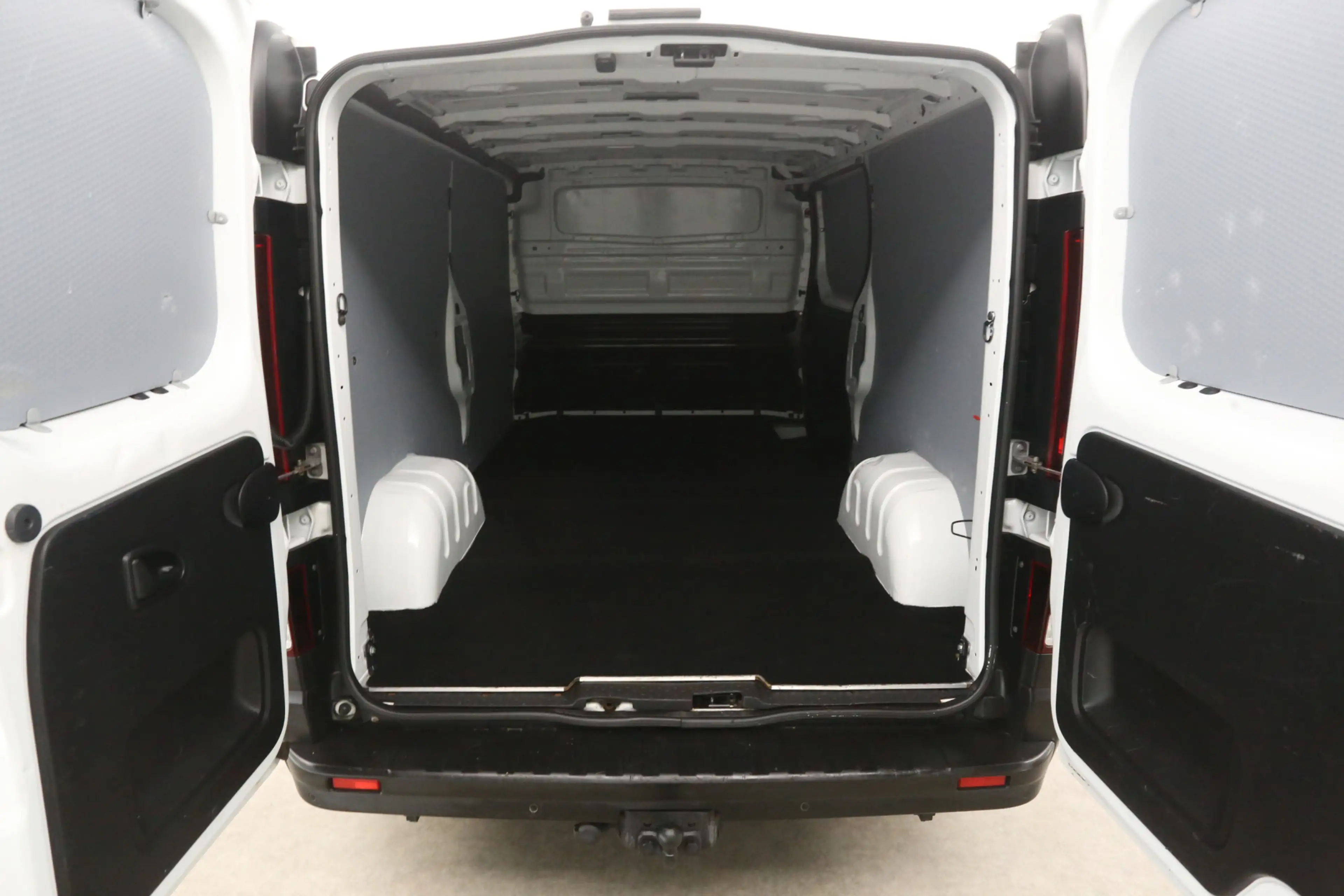 Renault Trafic 2.0 dCi 170PK L2H1 | Automaat | Airco | Cruise | C — photo 3