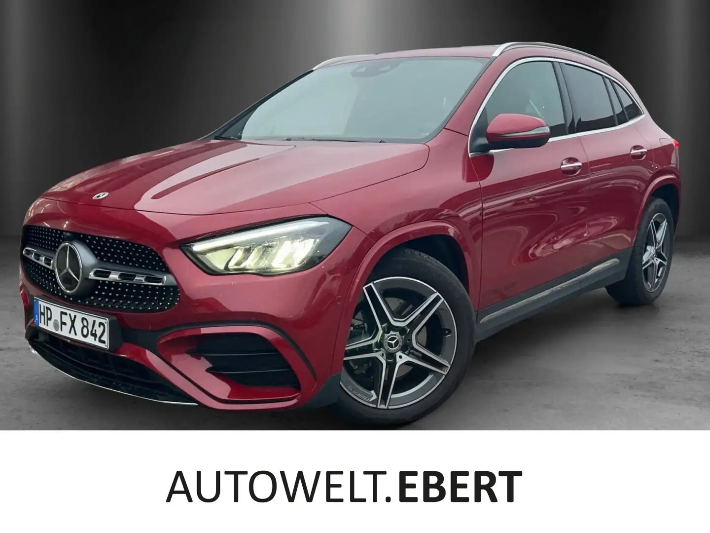 Mercedes-Benz GLA 180 d+AMG-Line+DISTRONIC+Memory+Burmester Rot - 1