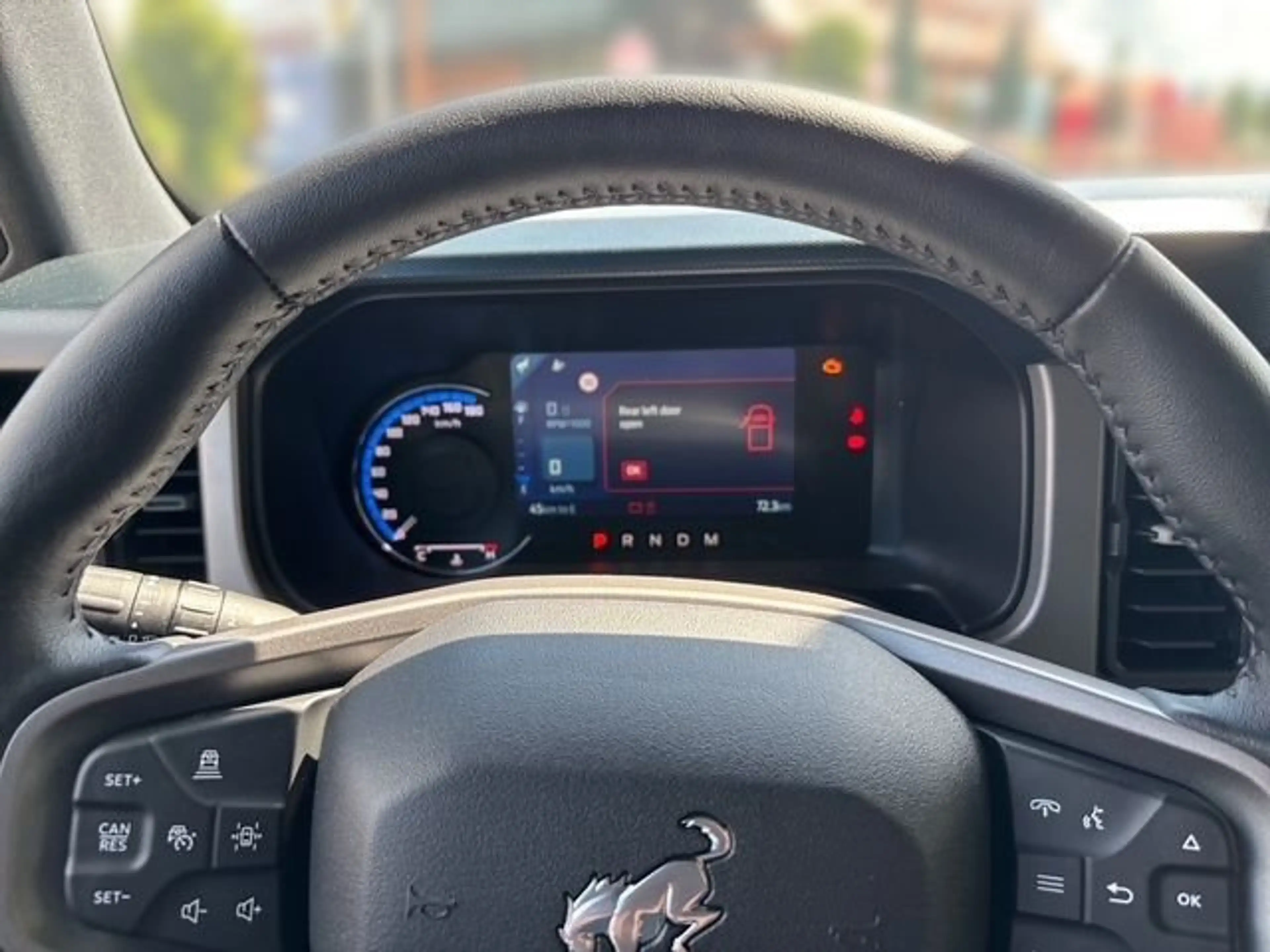 Ford Bronco 2.7 EcoBoost V6 Outer Banks — photo 11