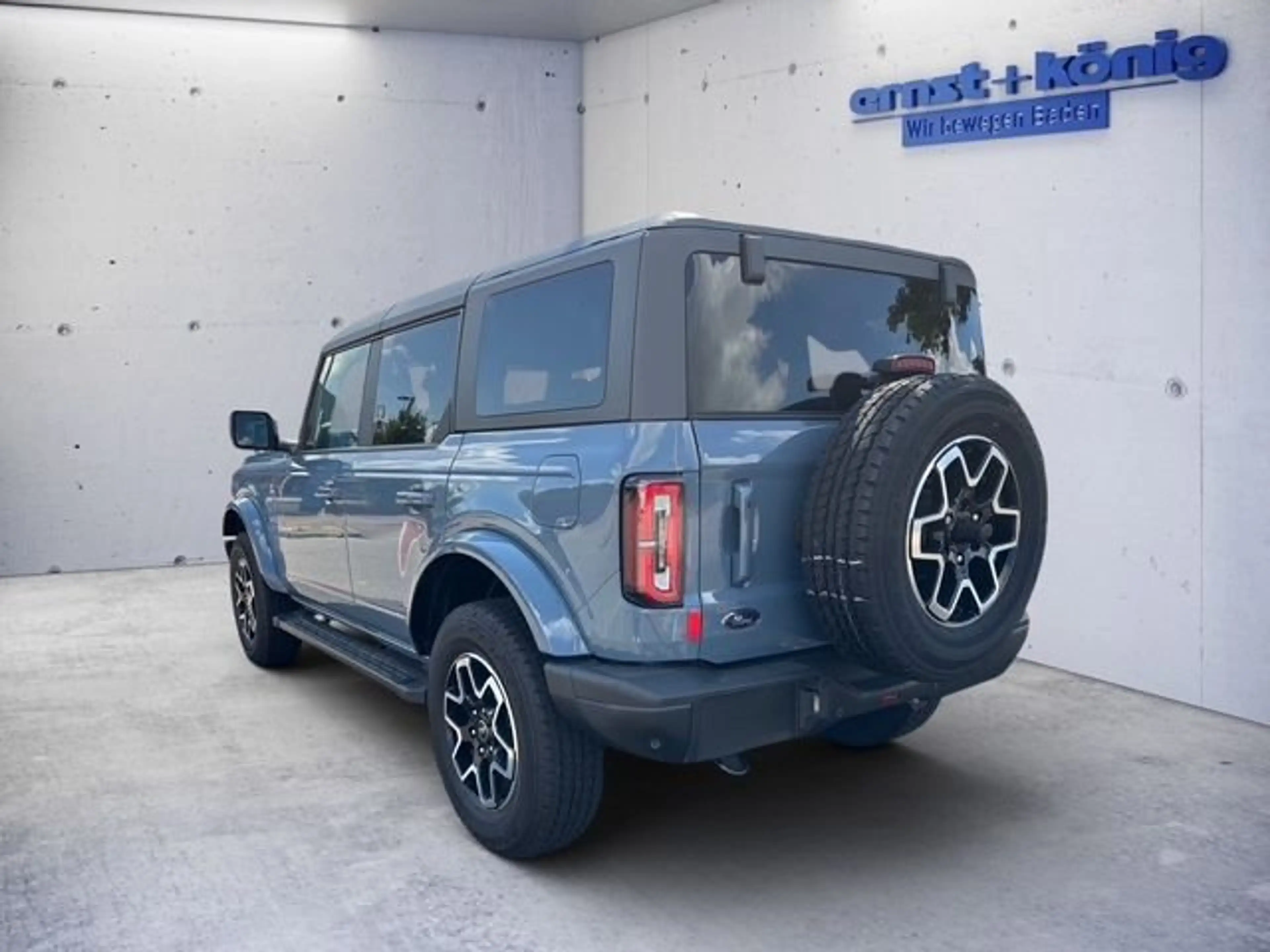 Ford Bronco 2.7 EcoBoost V6 Outer Banks — photo 4
