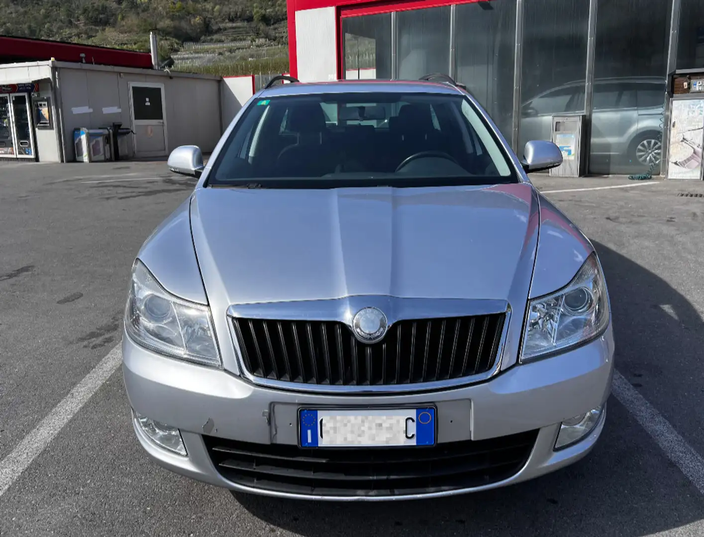 Skoda Octavia Combi 1.6 TDI DPF SPORT EDITION Argento - 2