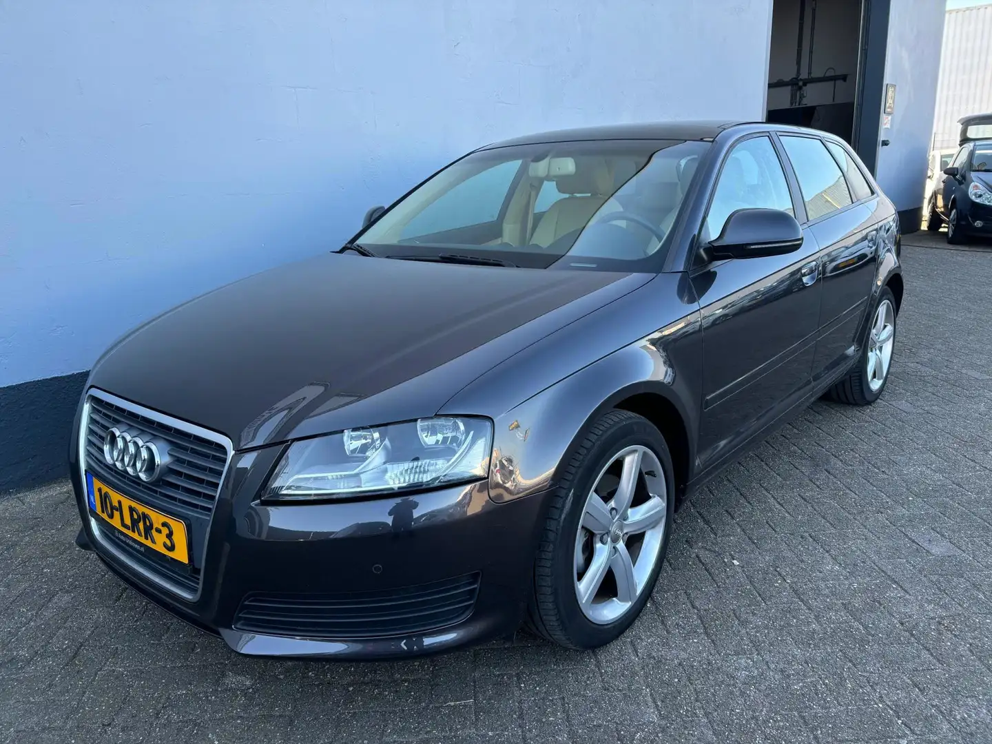 Audi A3 Sportback 1.8 TFSI Ambiente Pro Line - Panorama Da Grau - 1