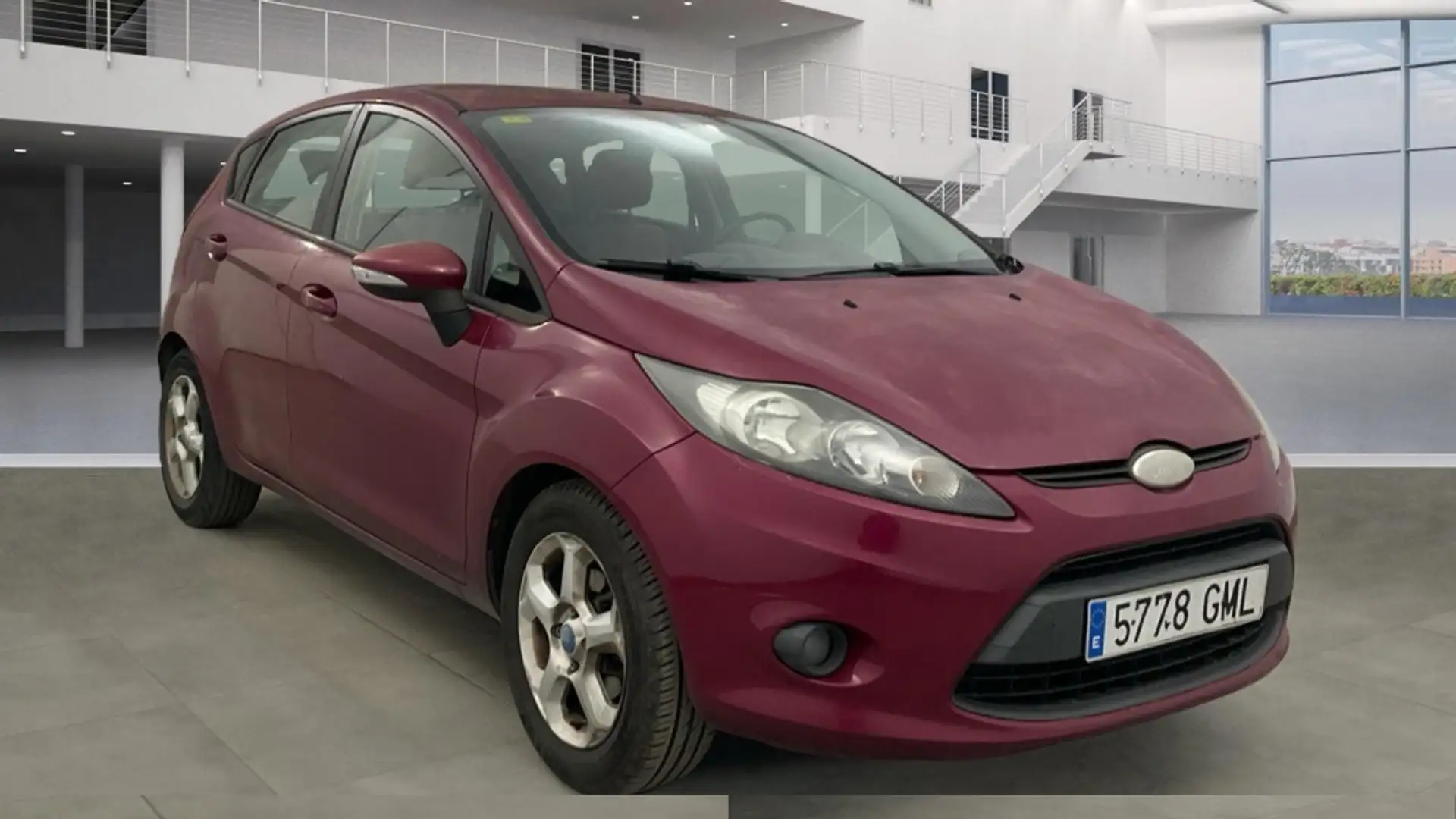 Ford Fiesta 1.25 Trend 82 Rojo - 2