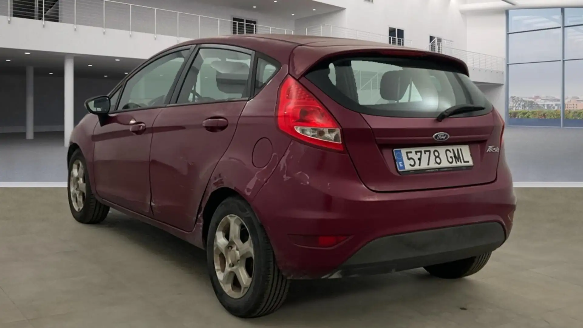 Ford Fiesta 1.25 Trend 82 Rojo - 1