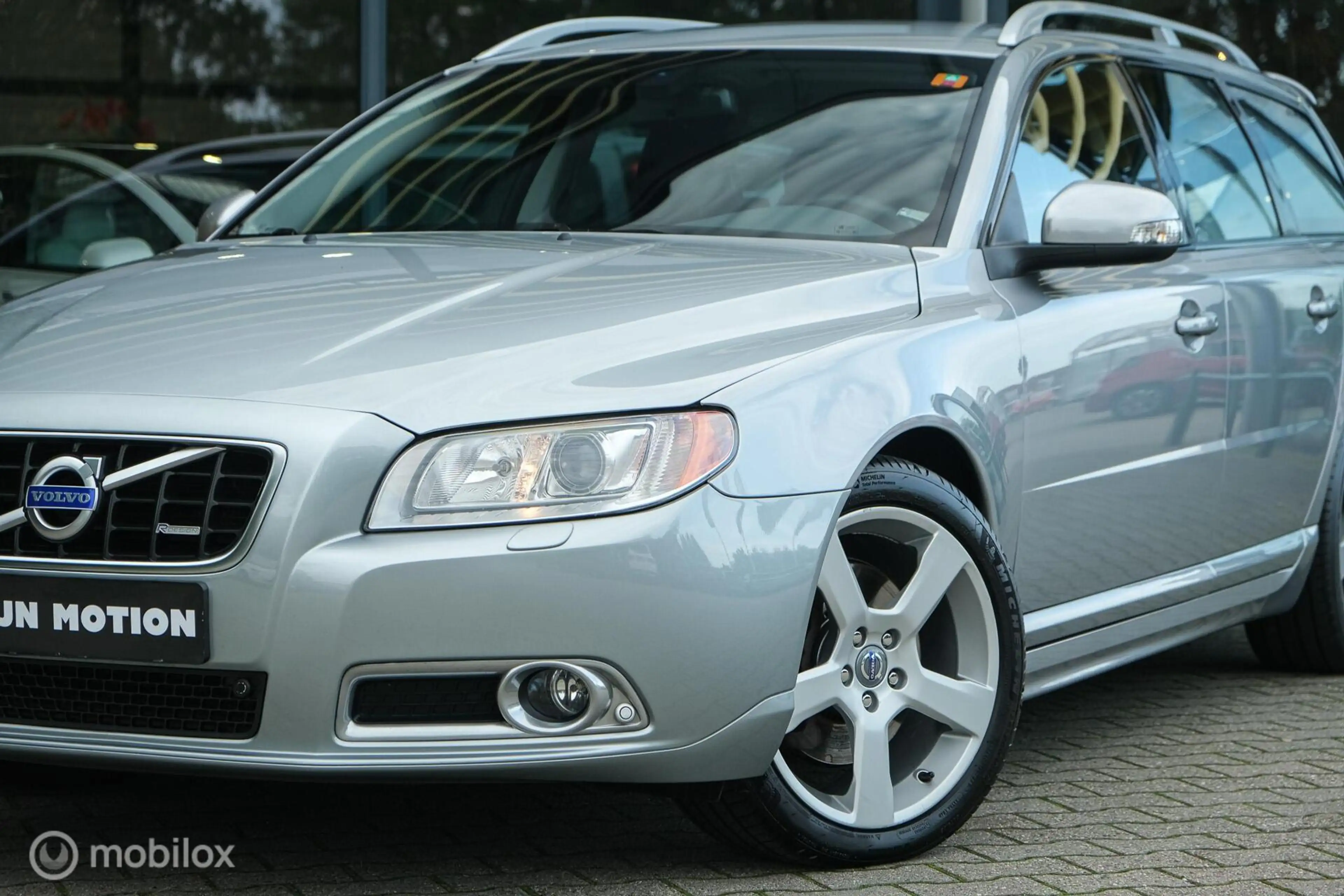 Volvo V70 2.0T R-Edition | High performance sound | Stoelver — photo 11