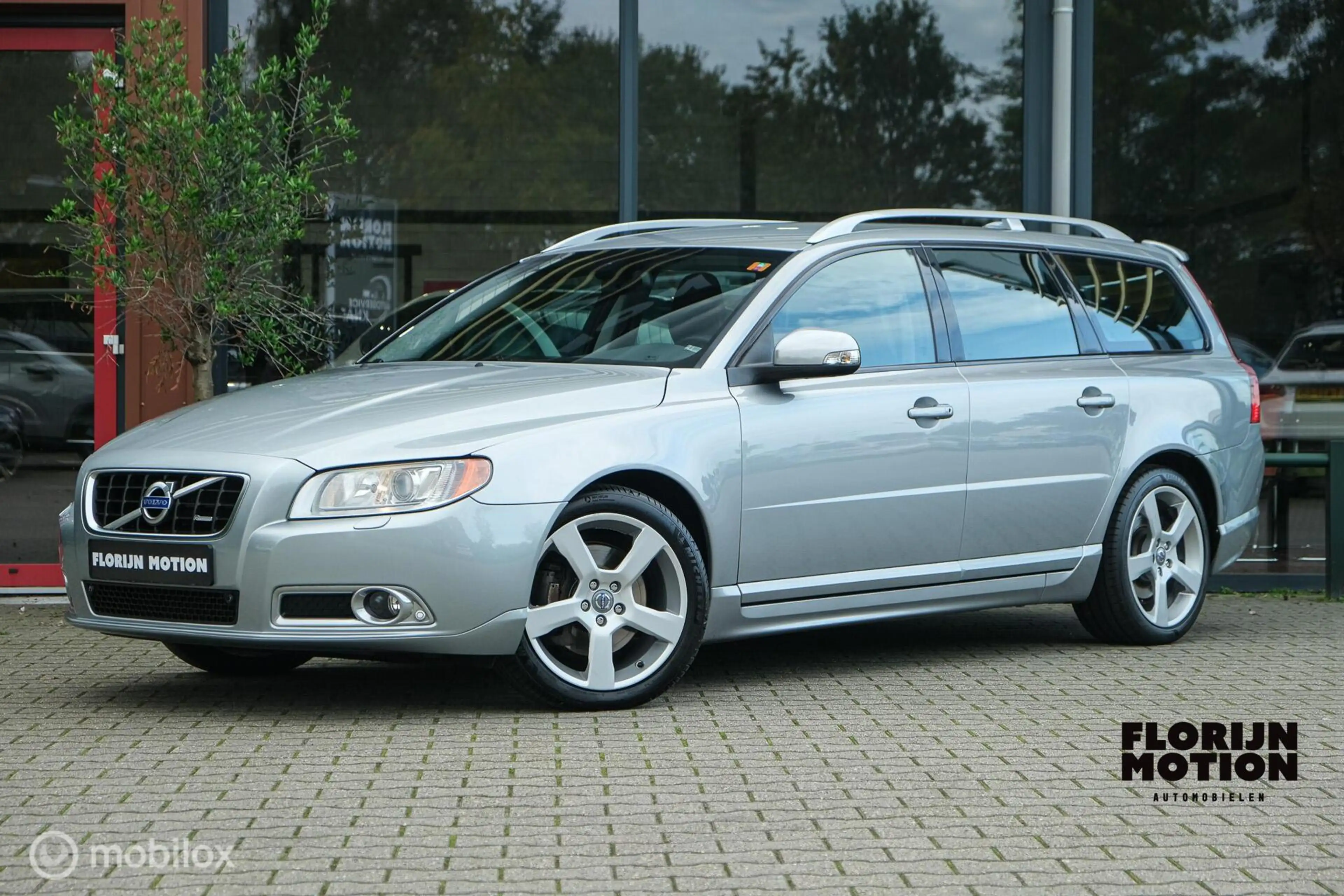 Volvo V70 2.0T R-Edition | High performance sound | Stoelver